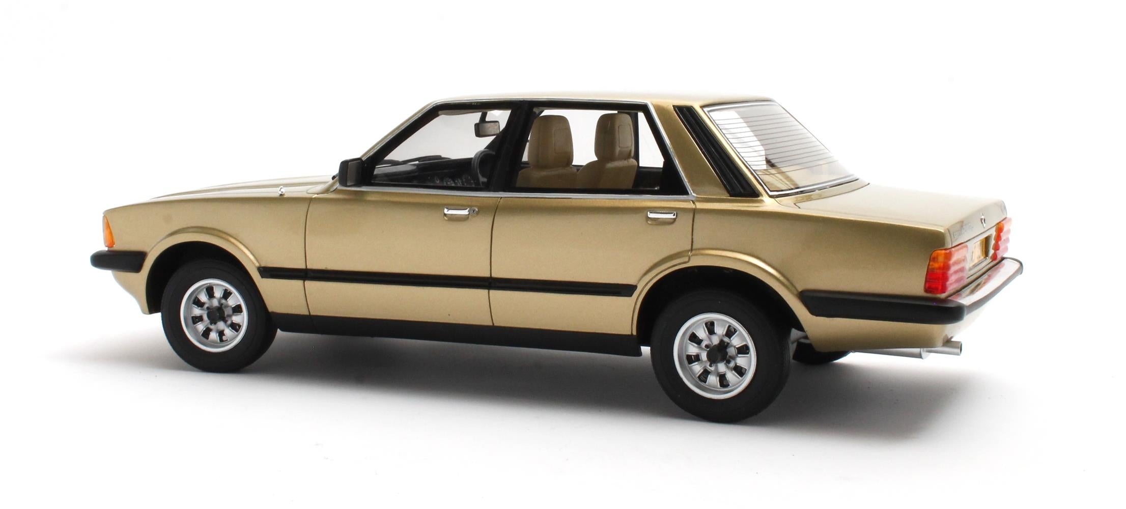 CULT 1:18 Resin - 1980 Ford Cortina Mk5, Gold - UK EXCLUSIVE RHD - CML175-3