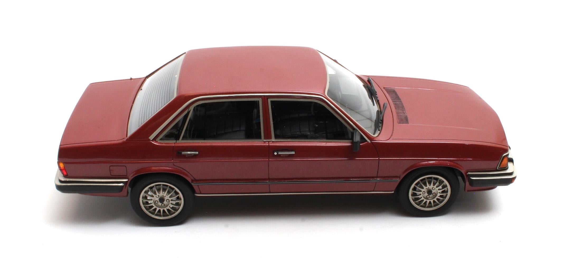 CULT 1:18 Resin - 1980-1982 Audi 200 5T typ 43 - Red Metallic - CML146-1