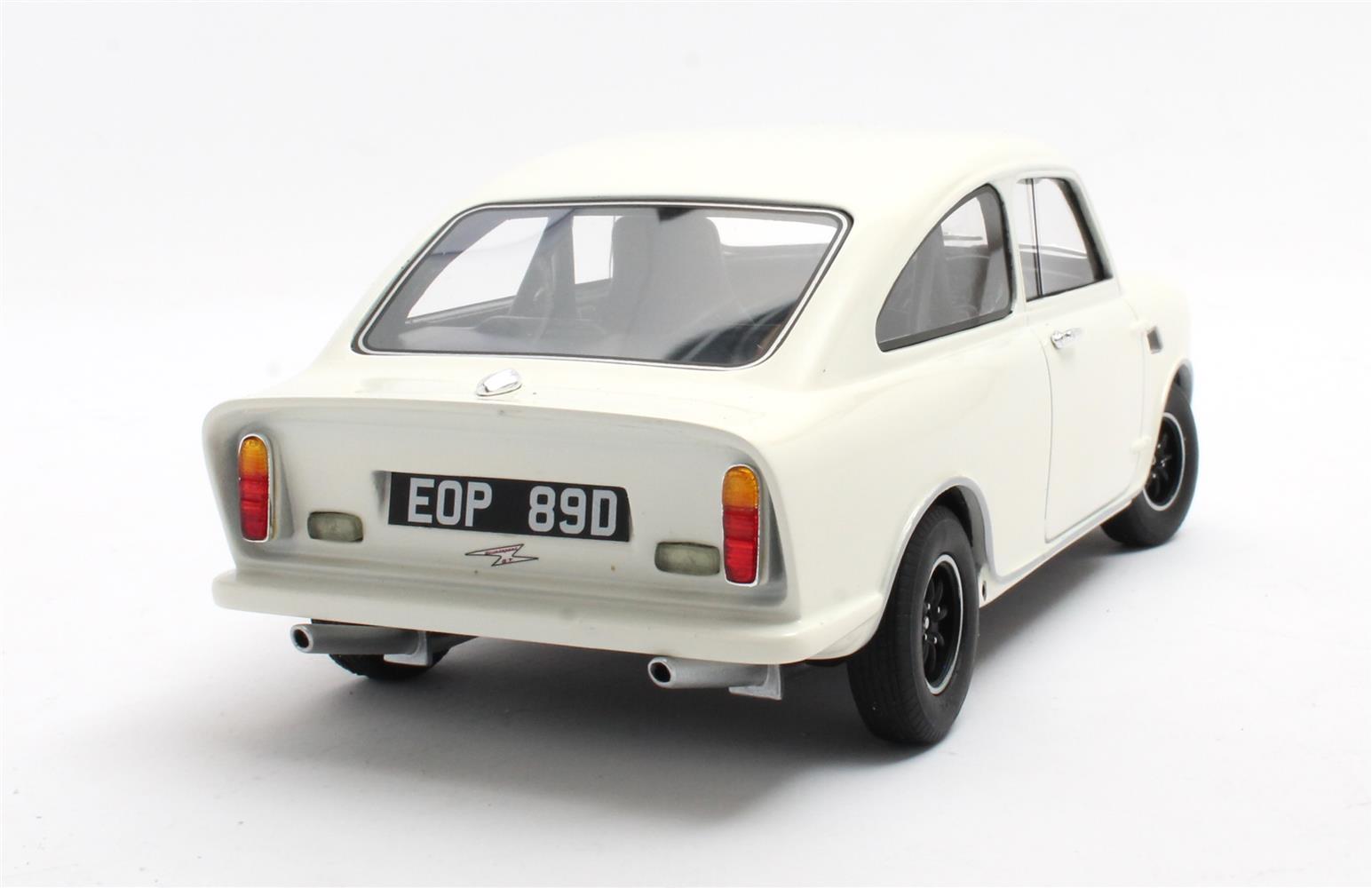 CULT 1:18 Resin - 1968-1968 Mini Broadspeed GT - White - CML166-2