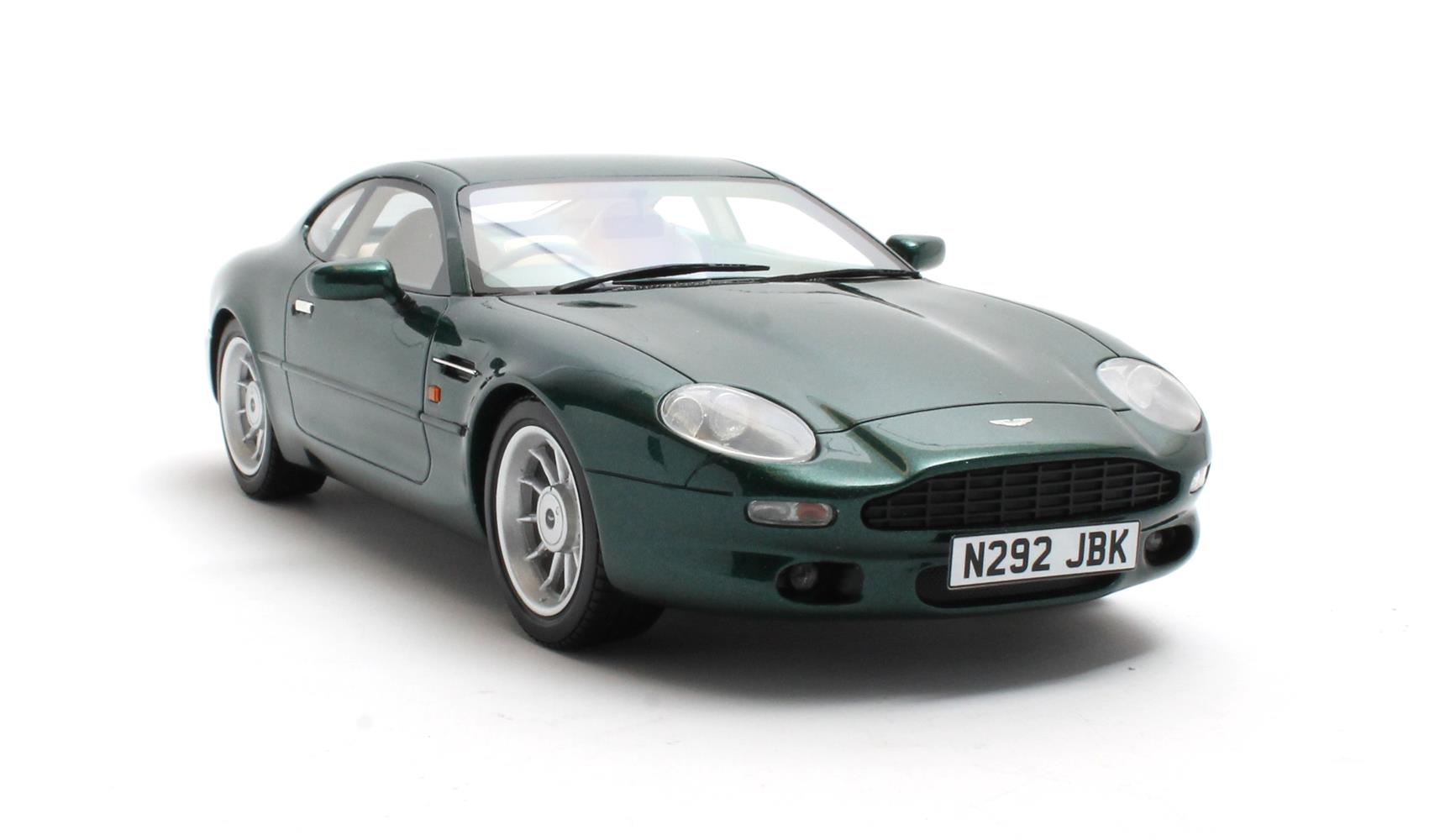 CULT 1:18 Scale 1993-99 Aston Martin DB7, Buckingham Green - CML187-1
