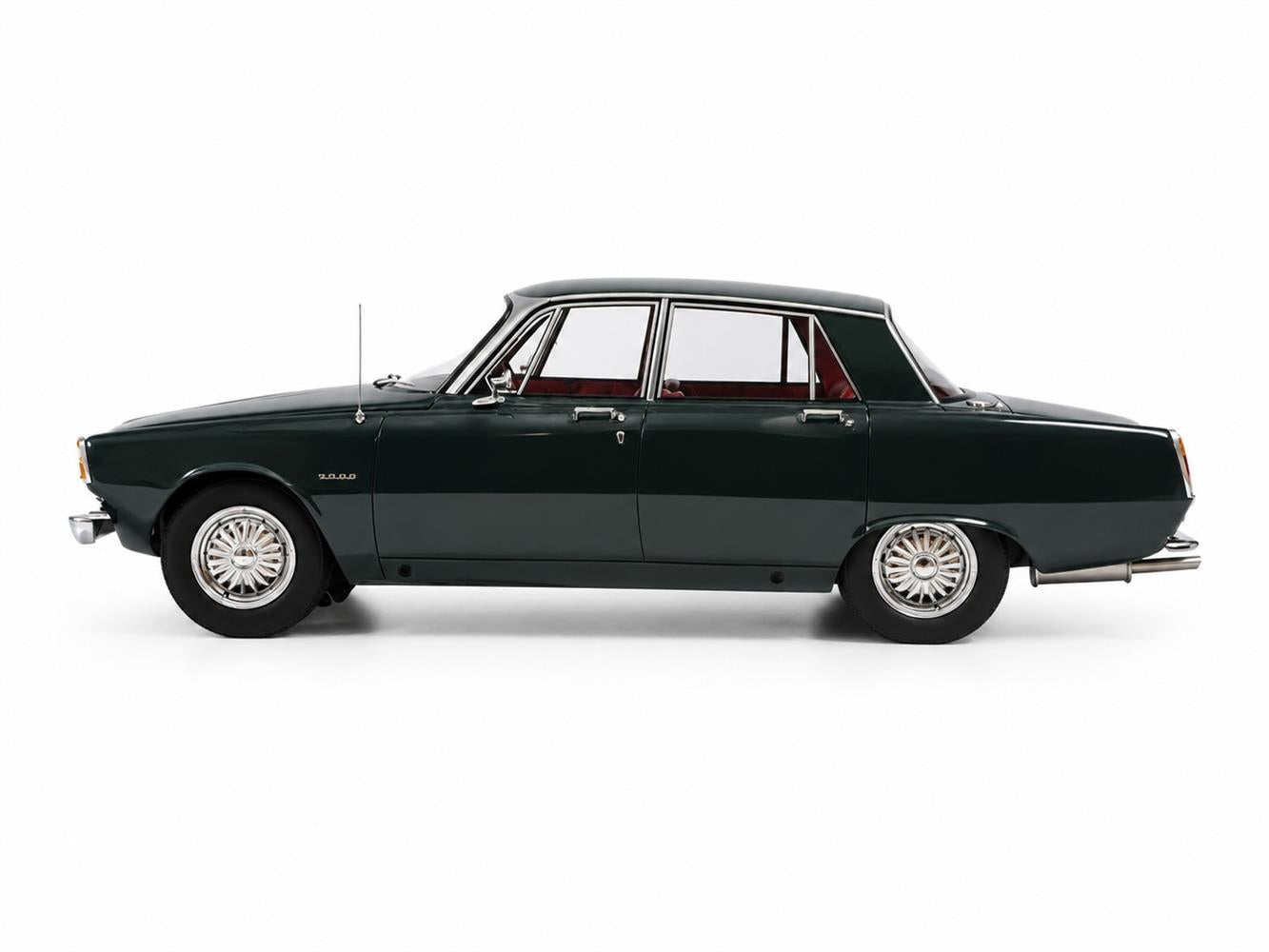 CULT 1:18 Scale - 1964 Rover 2000 - City Grey - CML168-3