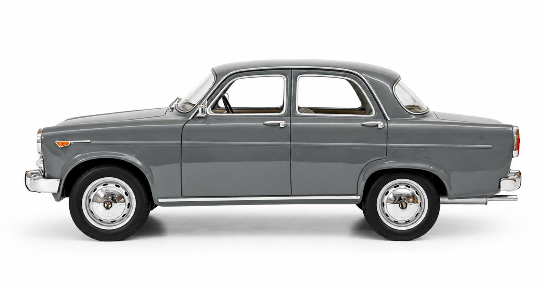 CULT 1:18 Scale Resin - 1961-1964 Alfa Romeo Giulietta Ti (101), Grey - CML249-3