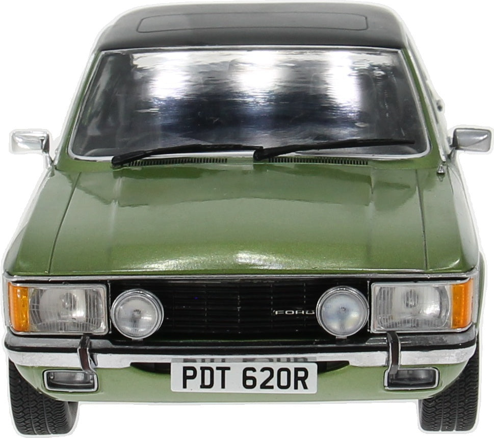 MCG 1:18 Scale Diecast - 1973 Ford Granada Mk1 (RHD UK EXCLUSIVE), Green - MCG18830