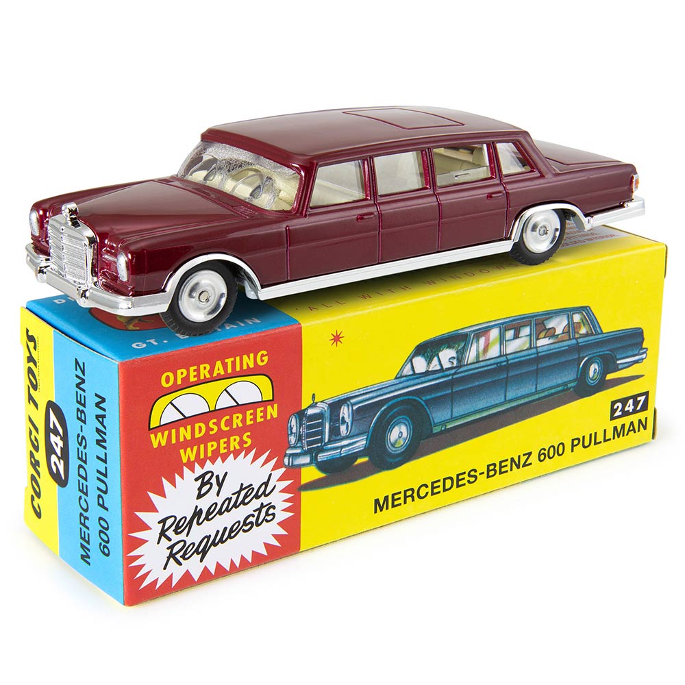 Corgi Model Club 1:43 - Mercedes Benz Pullman, Red - 247