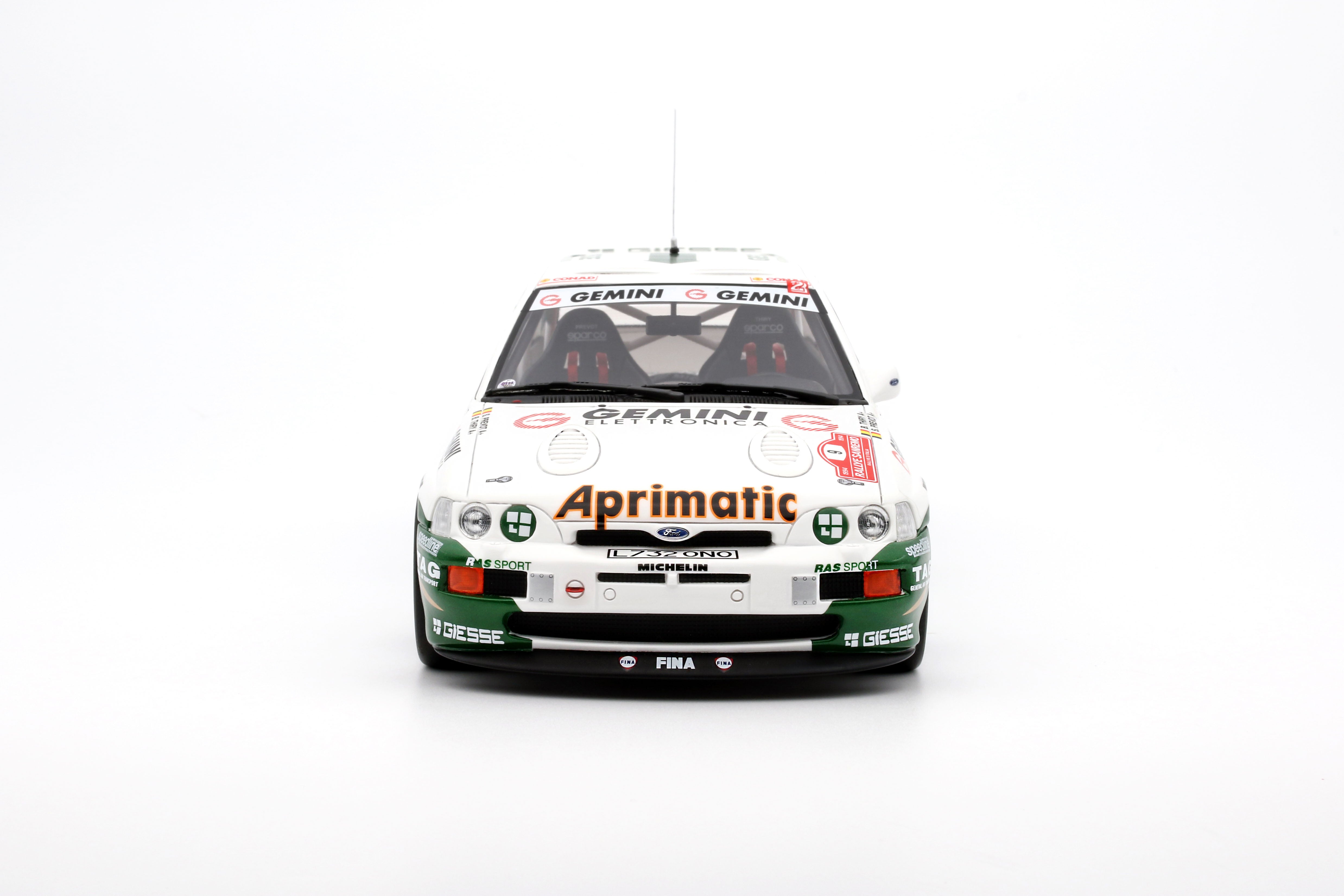 OTTO 1:18 Scale Resin Model Car - 1994 Ford Escort RS Cosworth WRC San Remo GR.A - OT1038