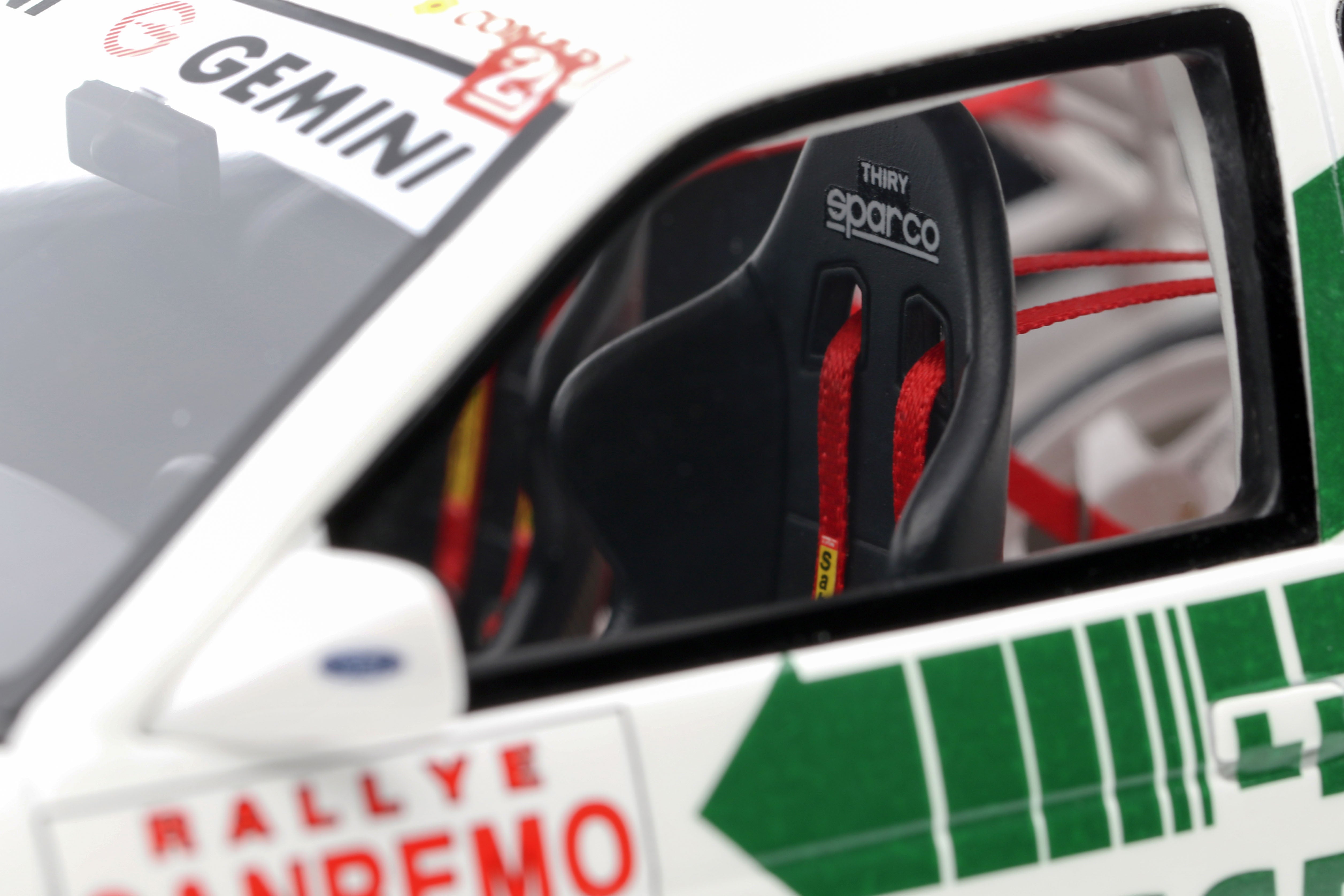 OTTO 1:18 Scale Resin Model Car - 1994 Ford Escort RS Cosworth WRC San Remo GR.A - OT1038