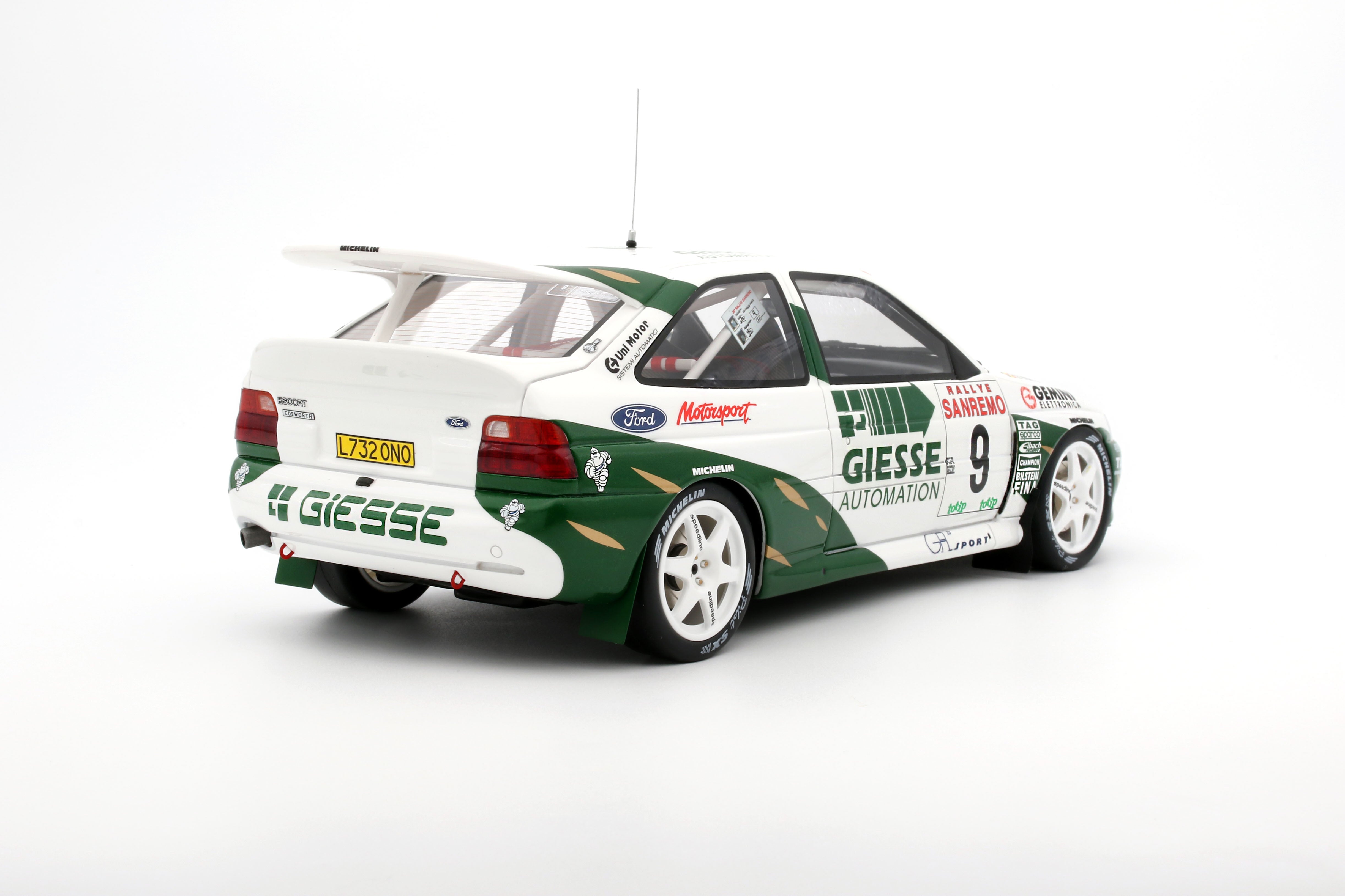 OTTO 1:18 Scale Resin Model Car - 1994 Ford Escort RS Cosworth WRC San Remo GR.A - OT1038