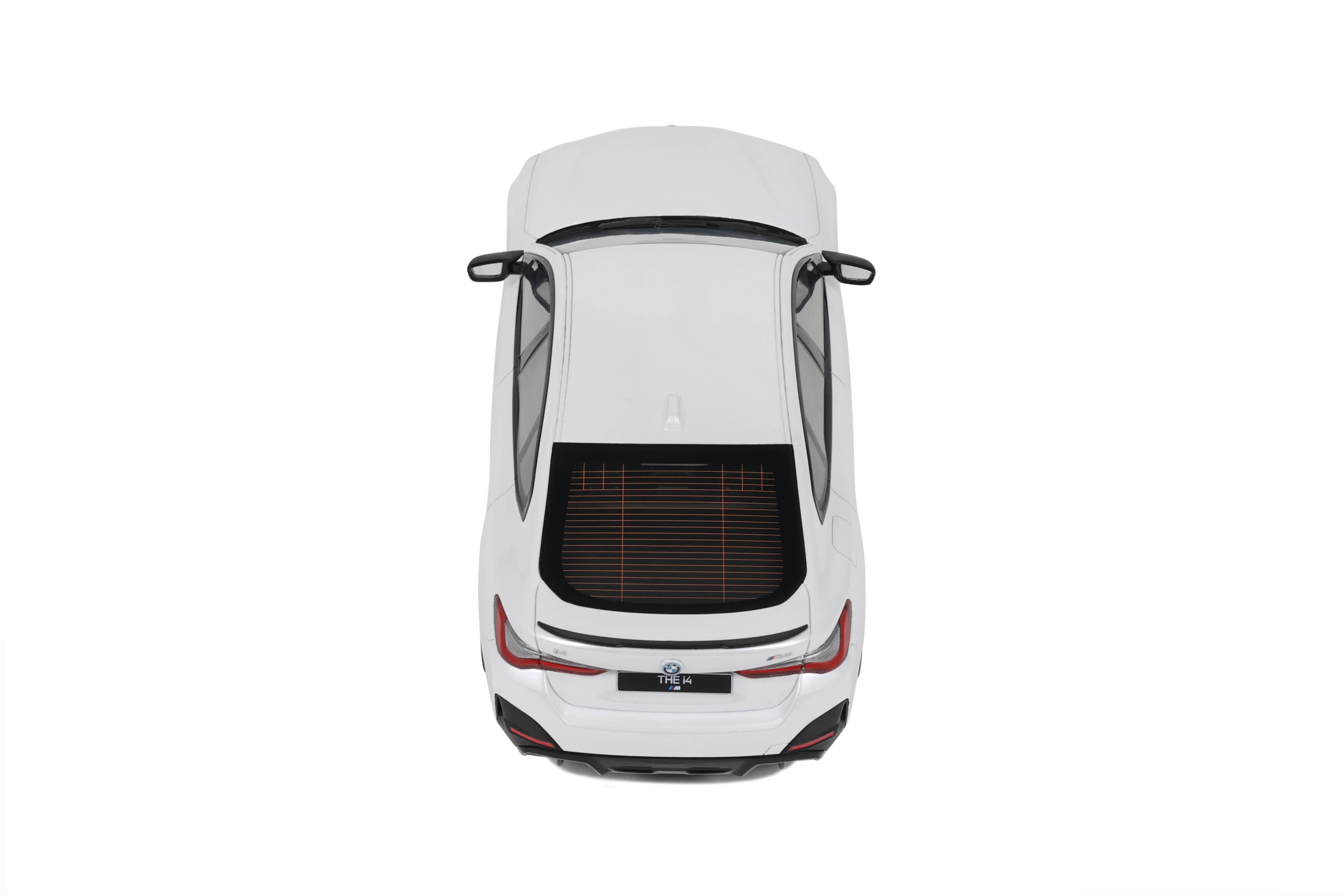 OTTO 1:18 Scale Resin Model Car - 2021 BMW i4 M50, White - OT1074
