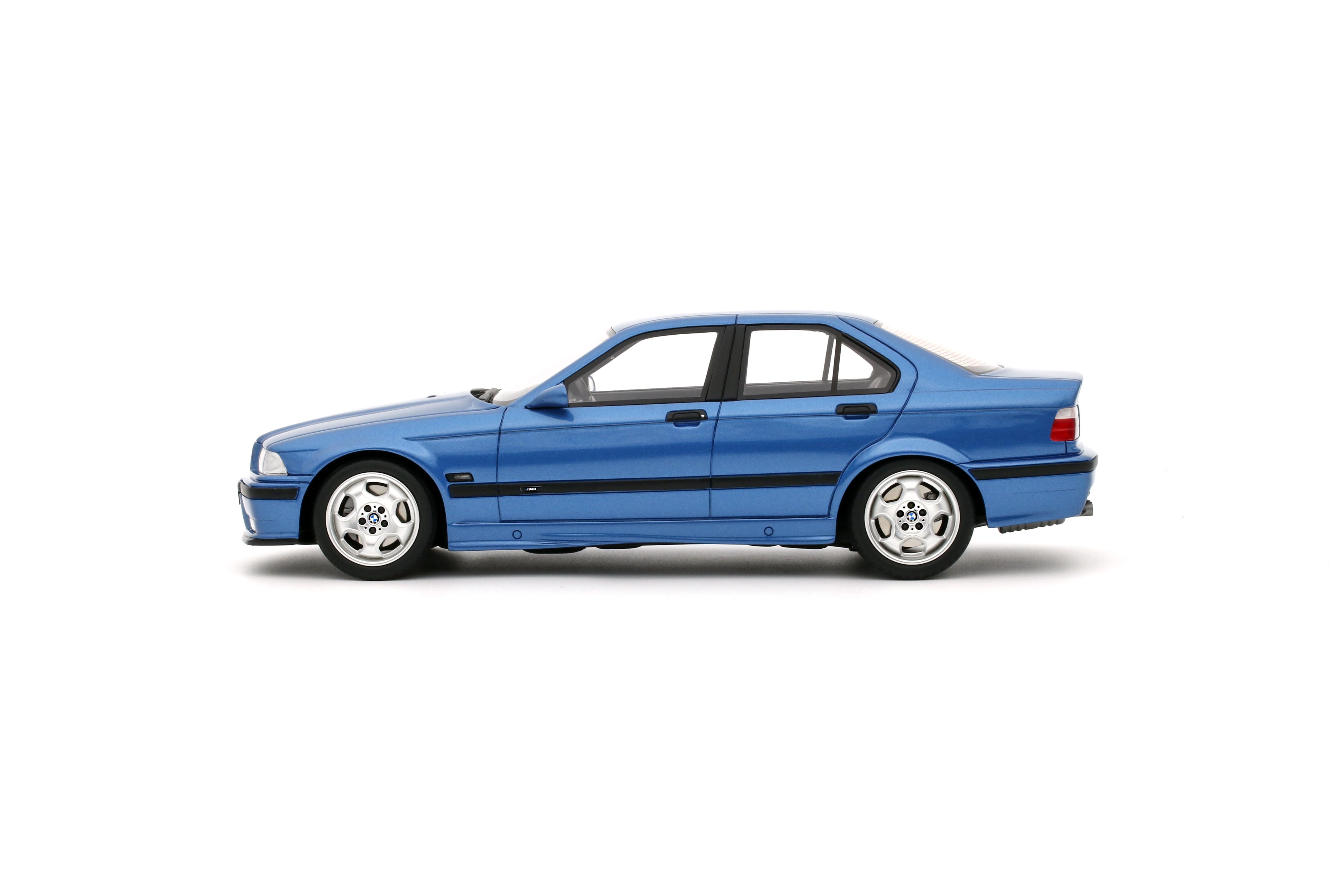 OTTO 1:18 Scale Resin Model Car - 1995 BMW E36 M3, Blue - OT1082