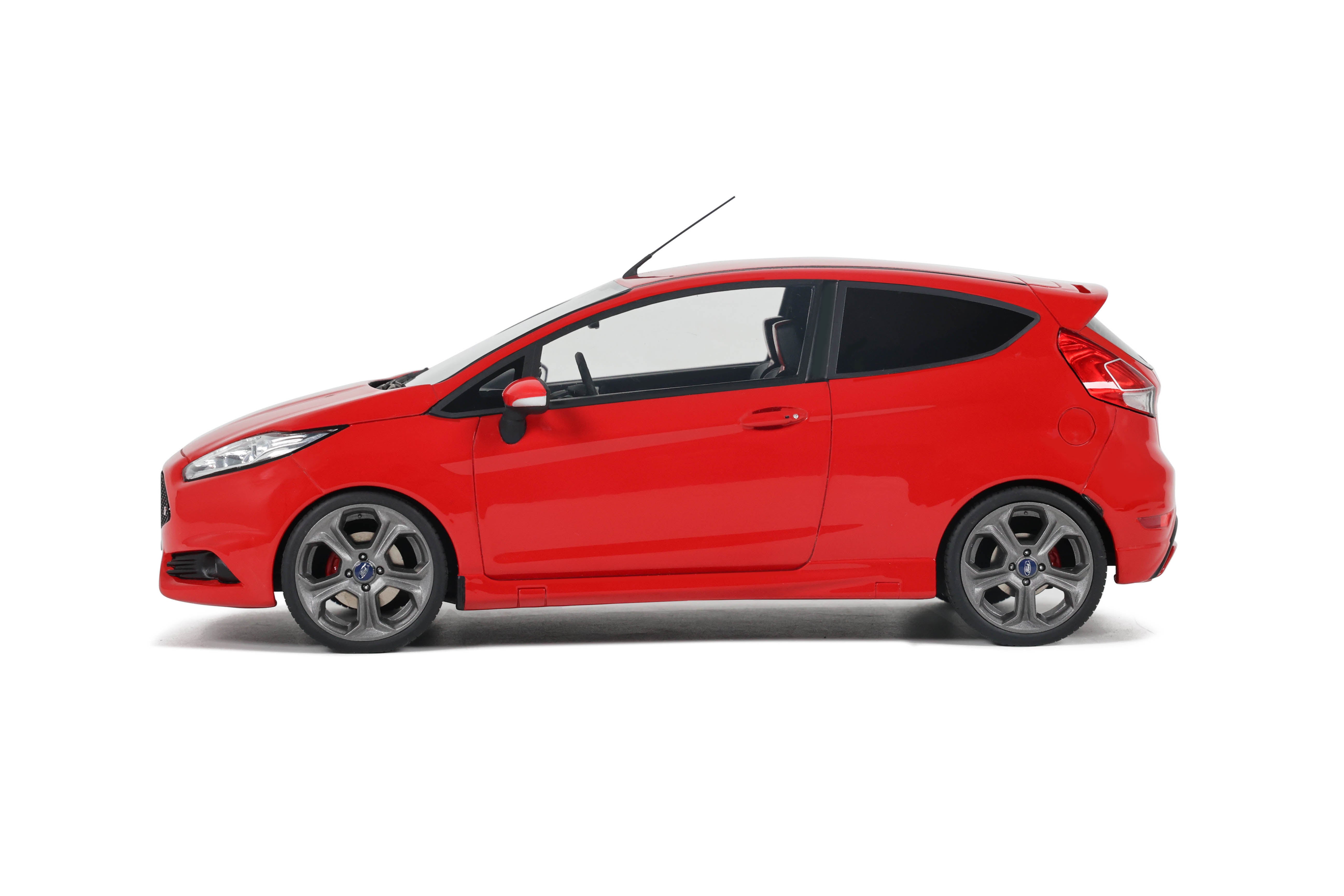 OTTO 1:18 Scale Resin - Ford Fiesta ST Mk7 in Red - OT1087