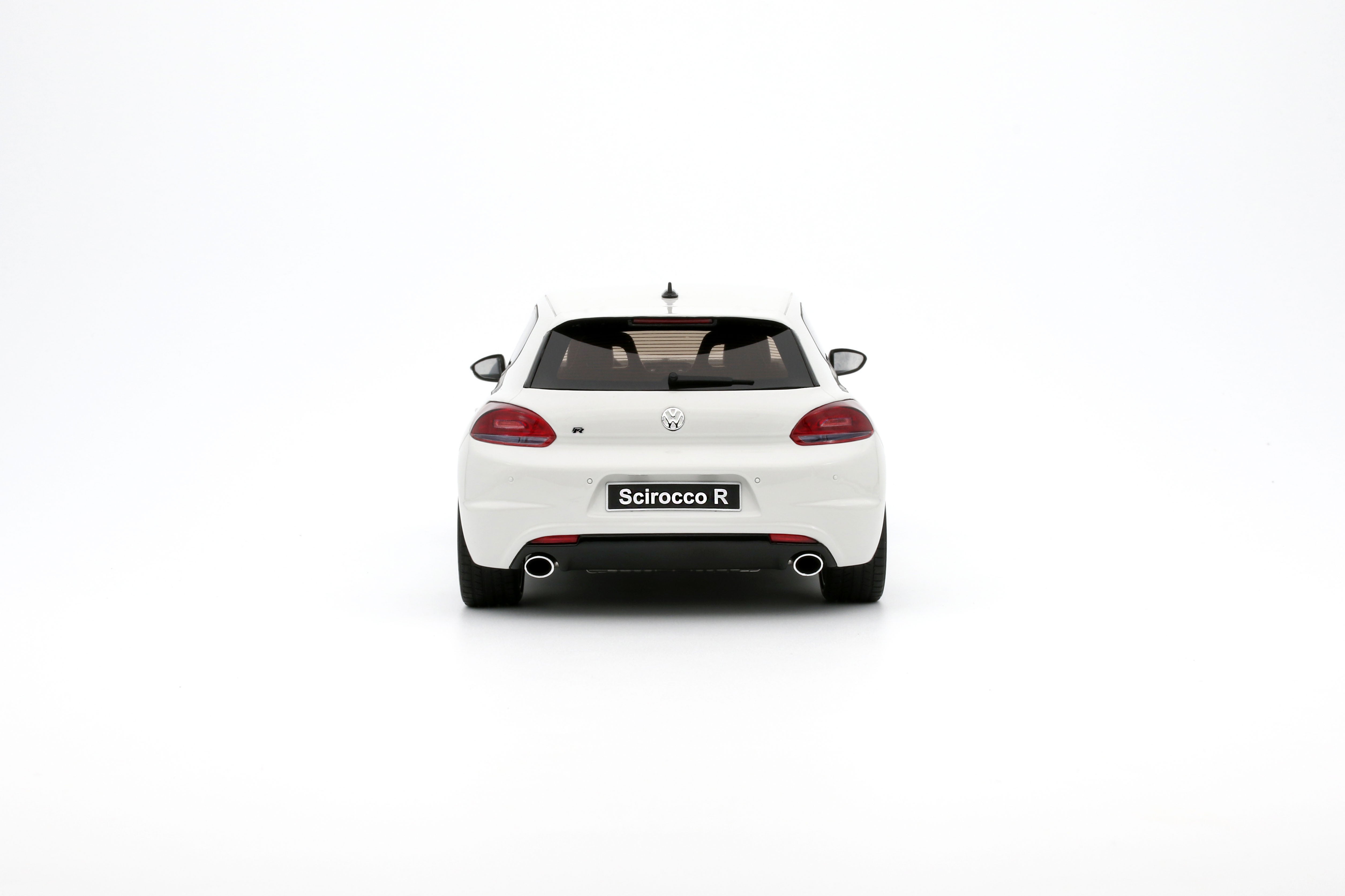 OTTO 1:18 Scale Resin Model Car - 2008 Volkswagen Scirocco 3 R, White - OT1090