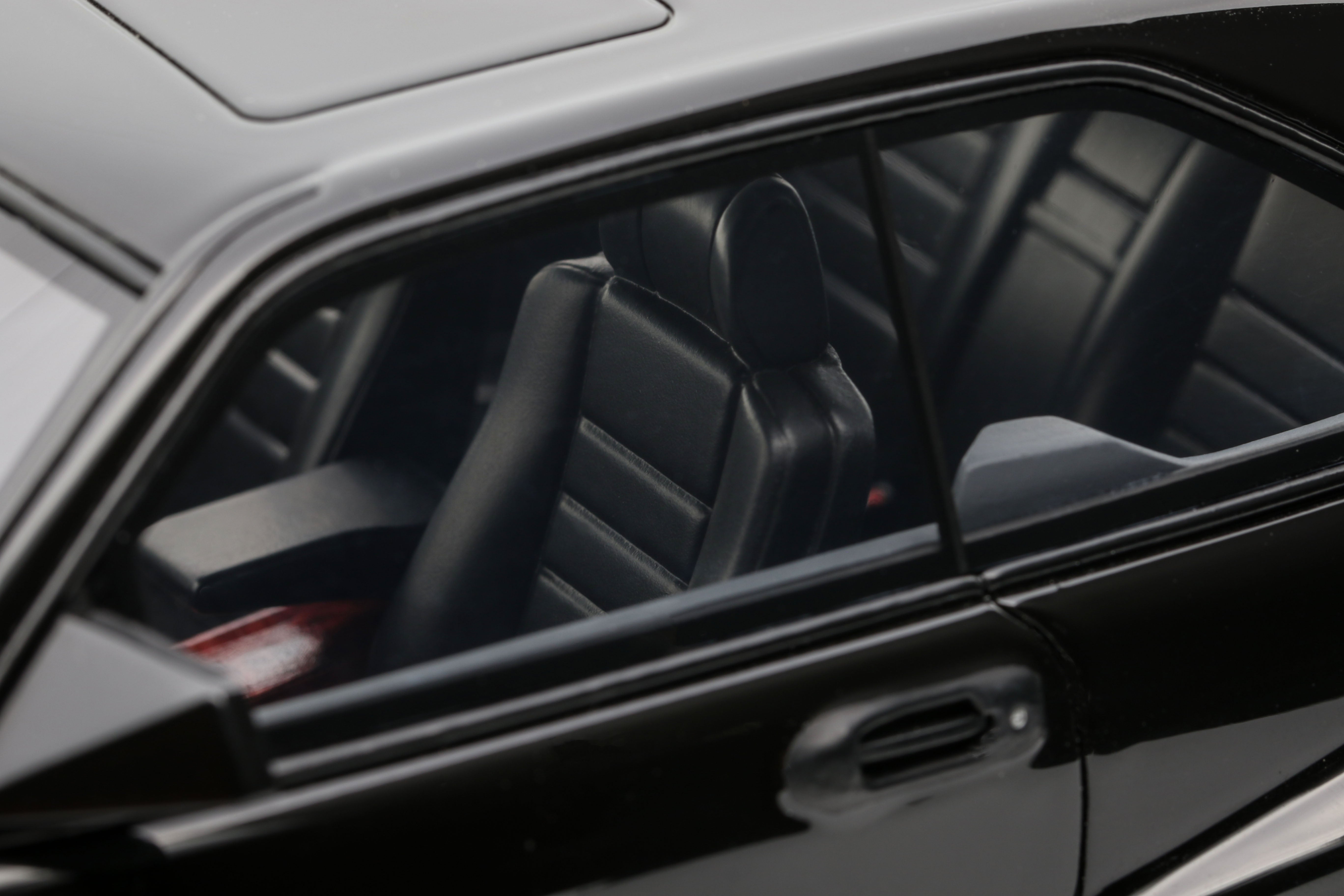 OTTO 1:18 Scale Resin - Mercedes Benz Koenig Specials 560 SEC - Black - OT1134