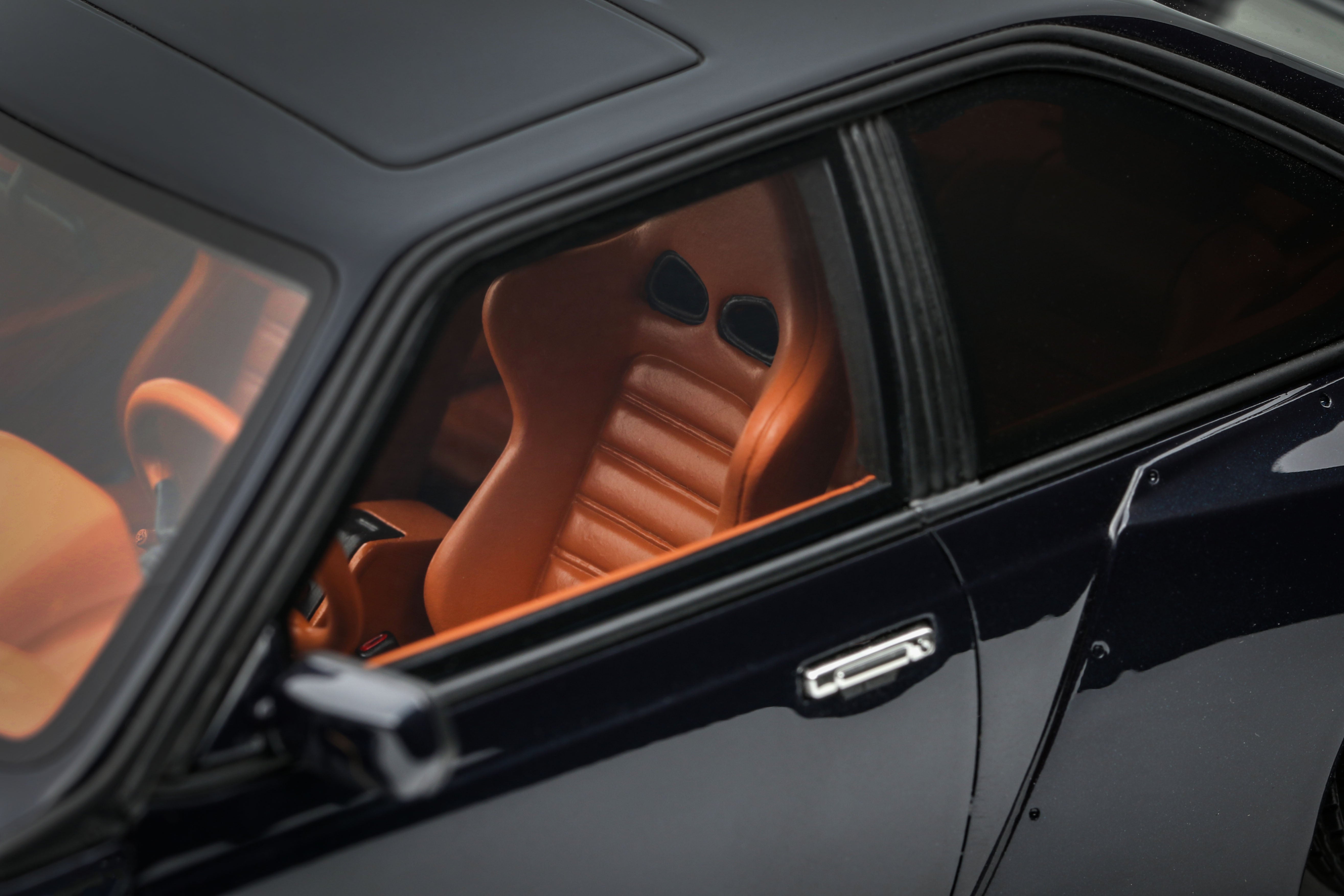OTTO 1:18 Scale Resin Car - 2021 BMW 635 CSI (E24) WIDEBODY BY COUTNER, DEEP BLUE METALLIC - OT1184