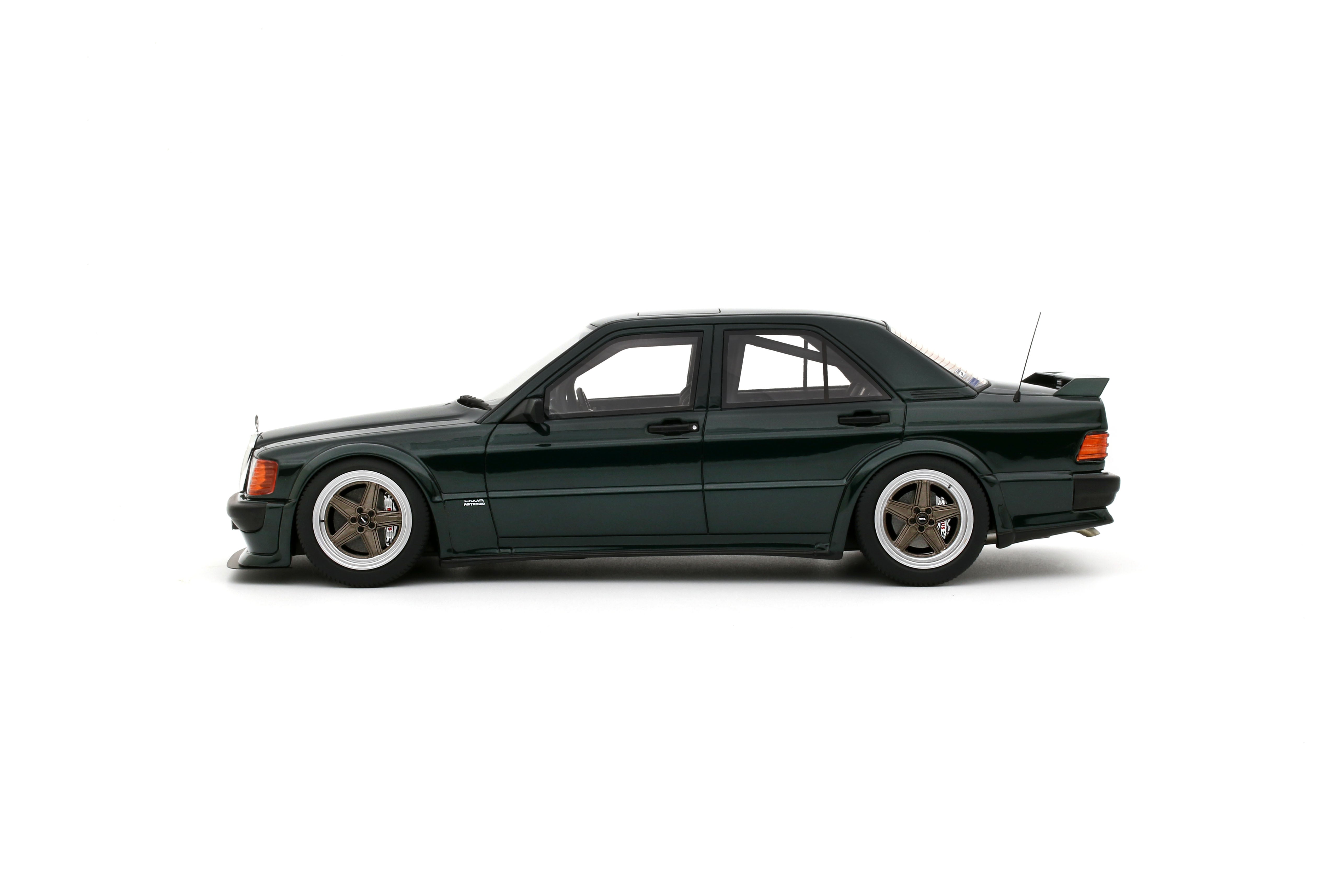 OTTO 1:18 Scale Resin - 2025 Merces Benz RAUH-WELT REPUBLIK RWR 190E 2.5-16, PORSCHE RACING GREEN METALLIC 22G - OT1252