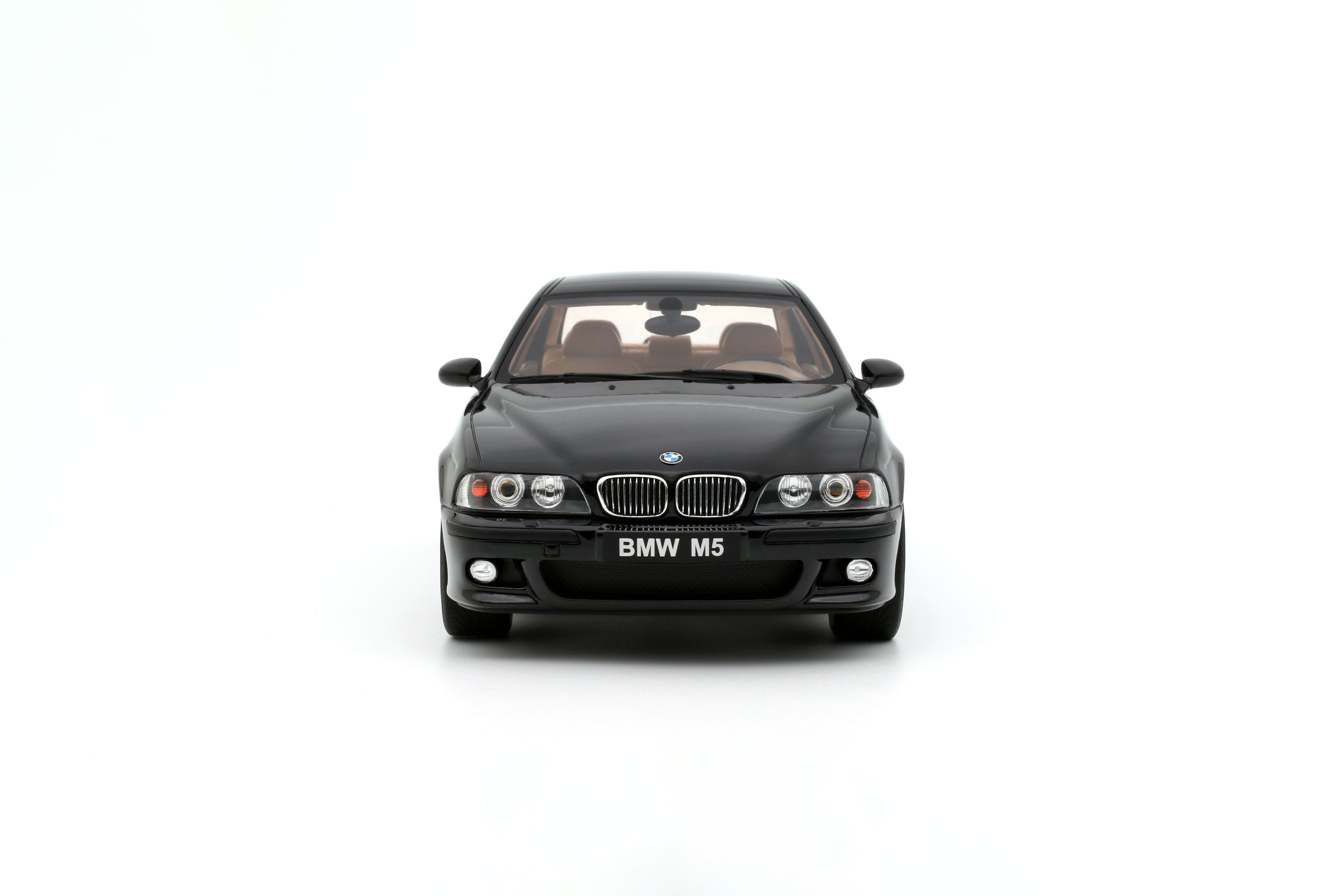 OTTO 1:18 Scale Resin Car - 2000 BMW E39 M5, BLACK SAPHIRE METALLIC 475 - OT1338