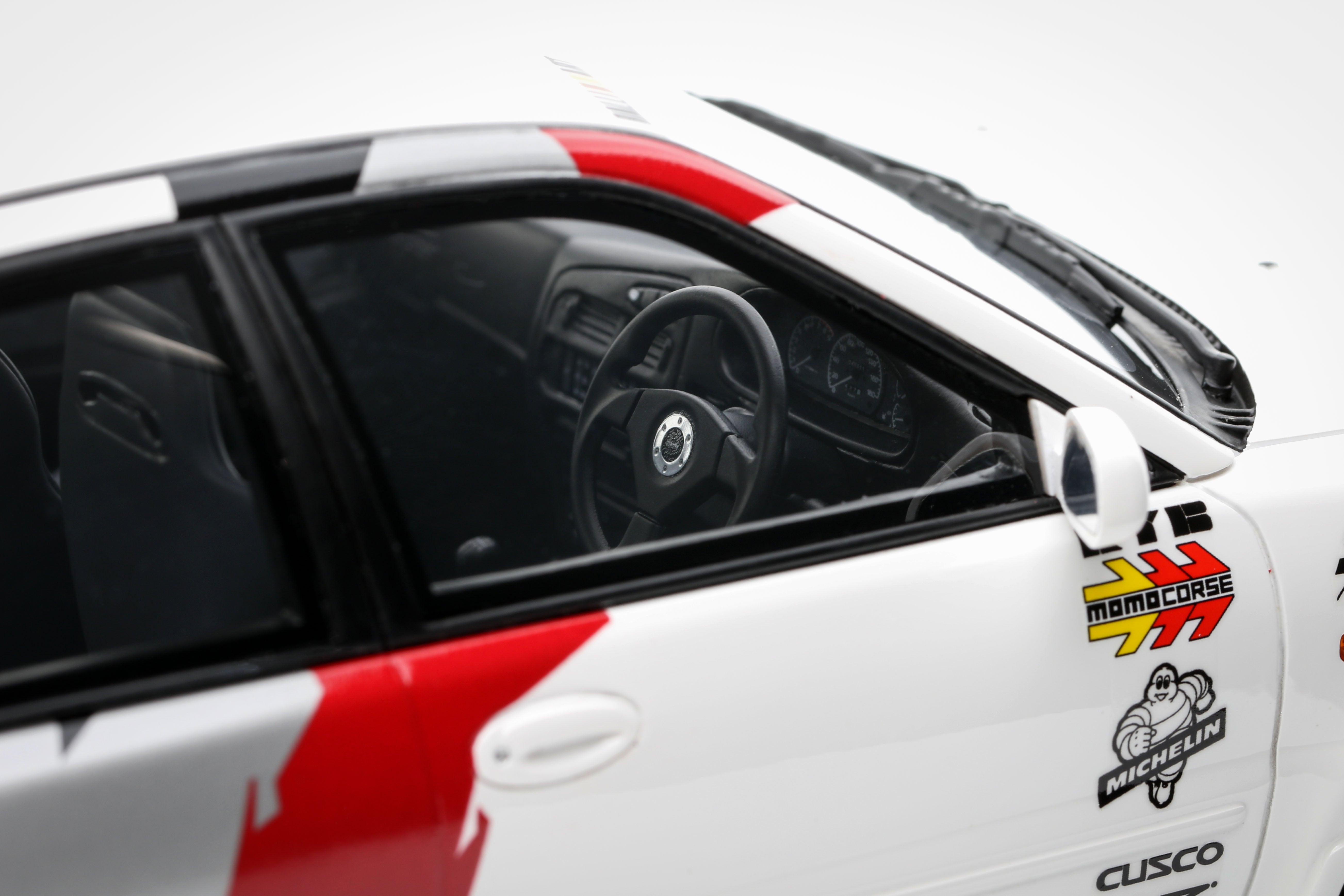OTTO 1:18 Scale Resin - Reseller Exclusive – 1995 MITSUBISHI LANCER EVO III, SCOTIA WHITE W83 - OT1344