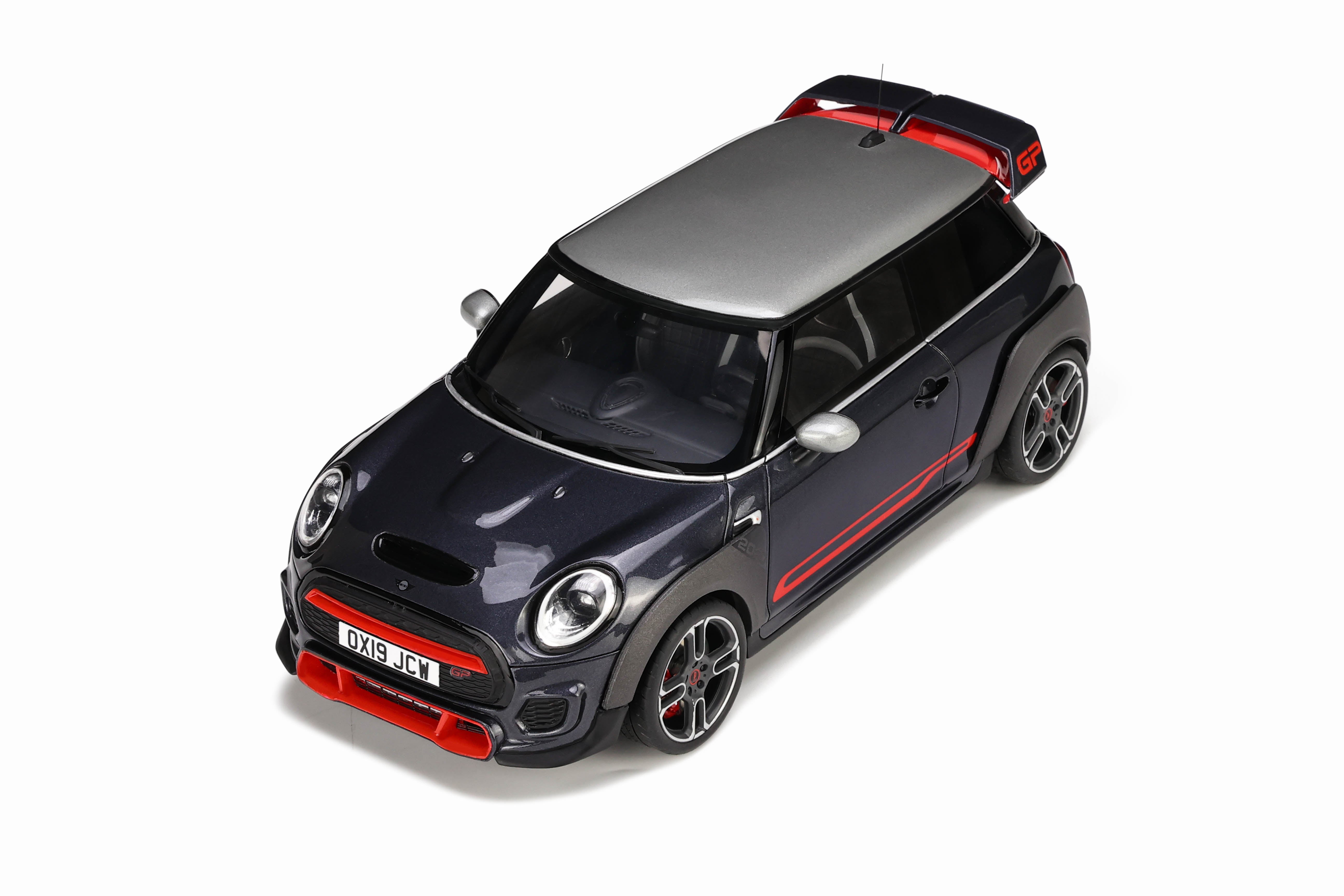 OTTO 1:18 Scale Resin Model Car - 2020 Mini Cooper JCW GP Racing, Grey - OT407