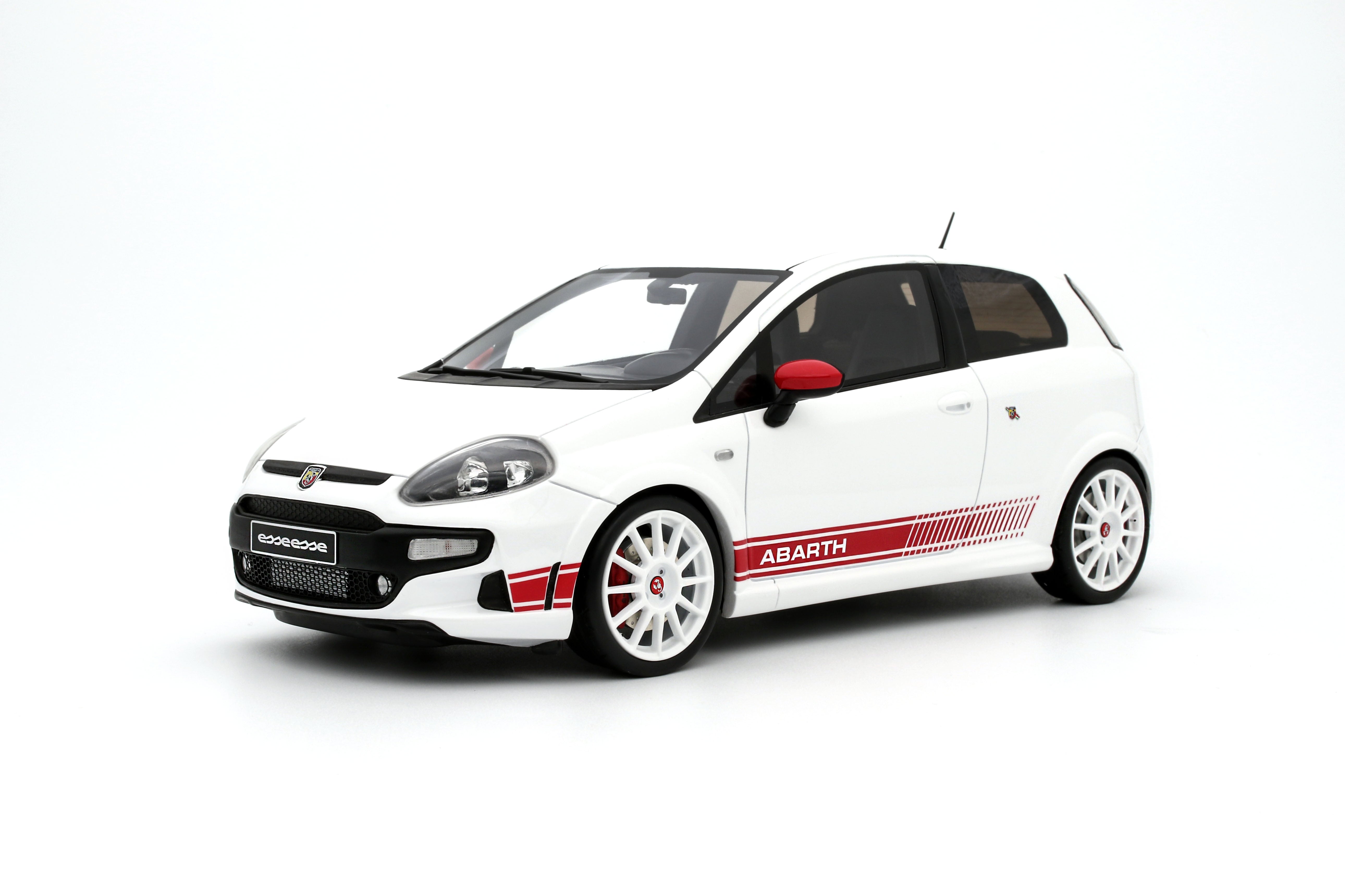 OTTO 1:18 Scale Resin - Fiat Punto Abarth Esseesse, White - OT460