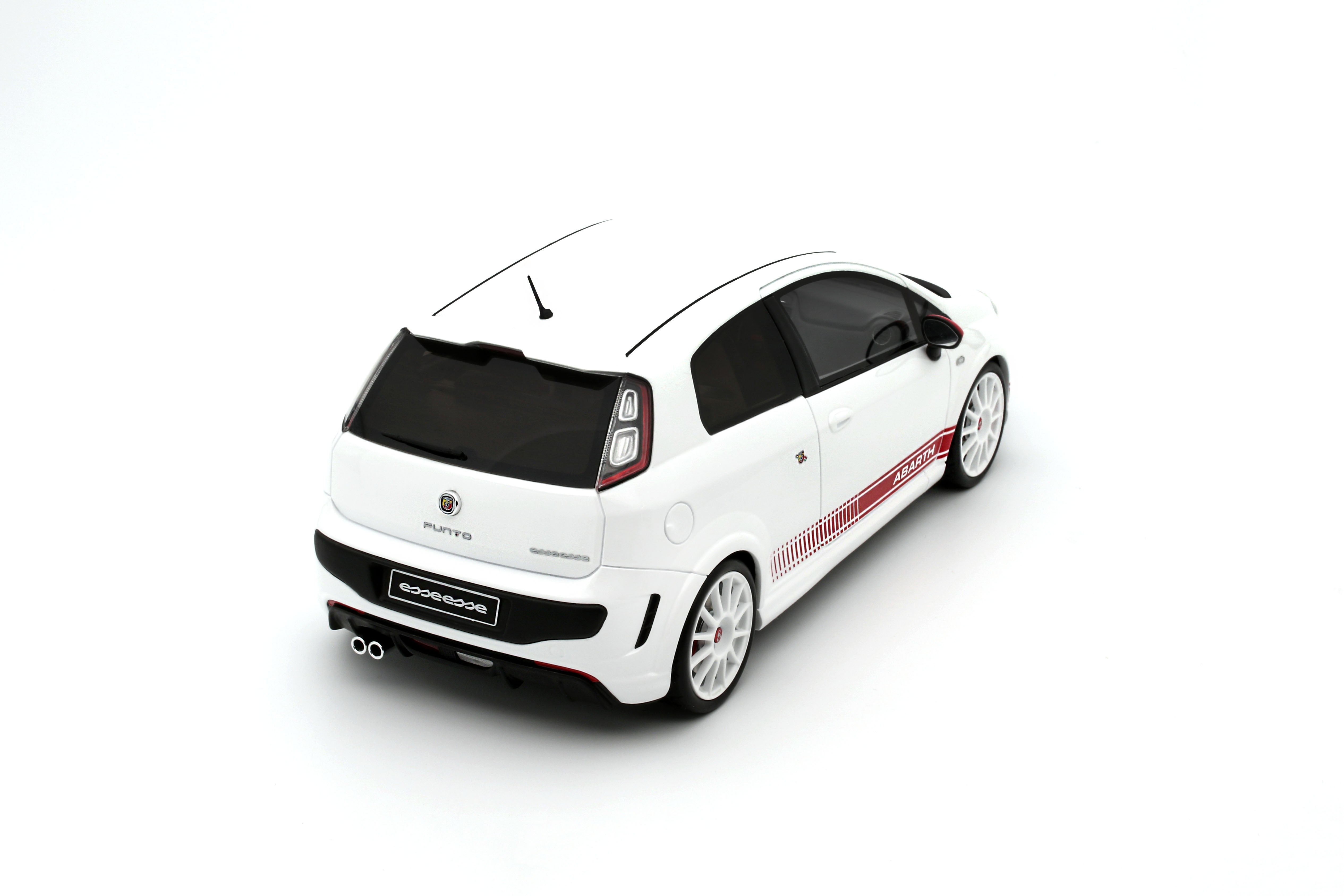 OTTO 1:18 Scale Resin - Fiat Punto Abarth Esseesse, White - OT460