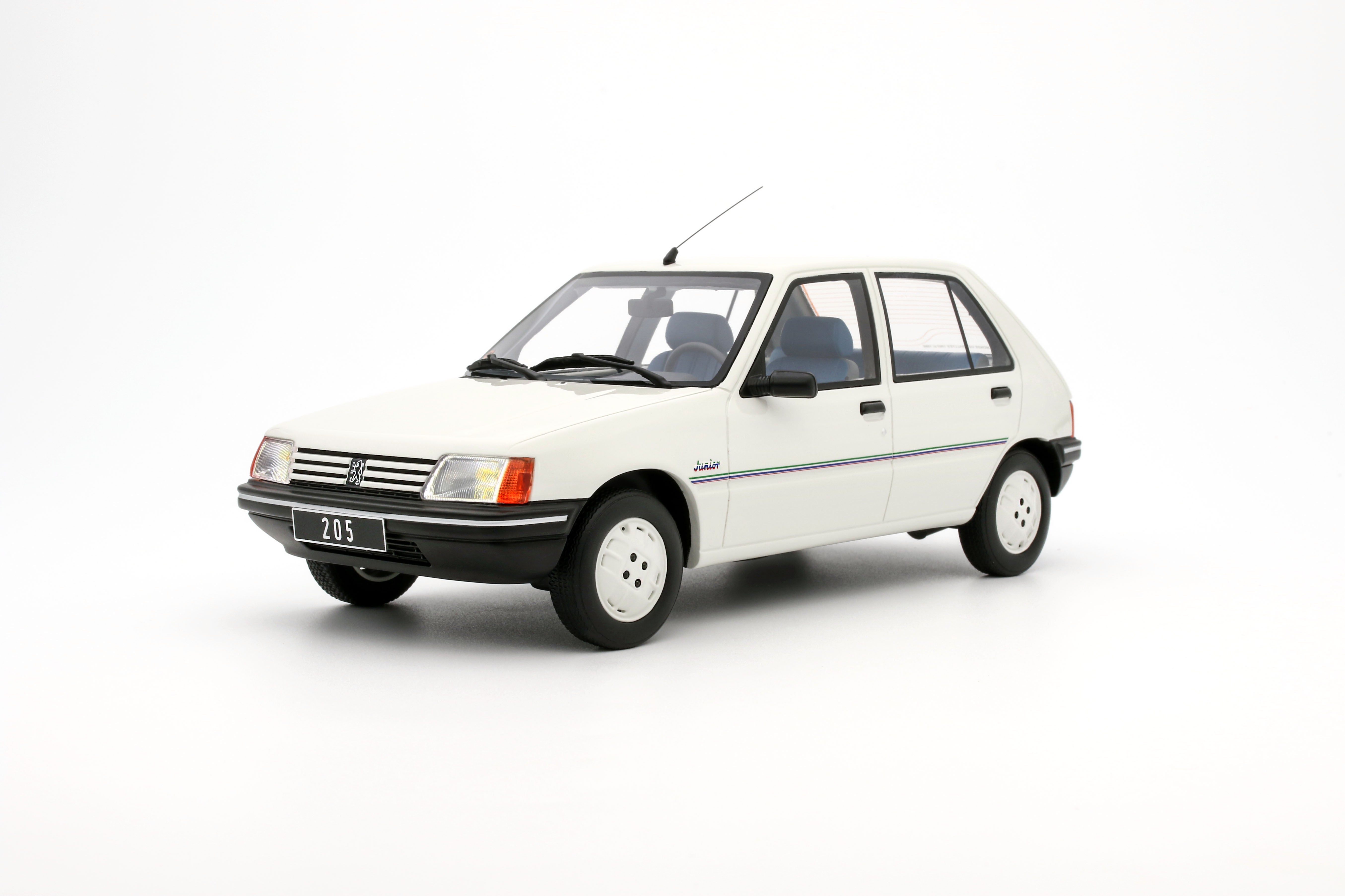 OTTO 1:18 Scale Resin Model Car - 1998 Peugeot 205 Junior, White - OT463