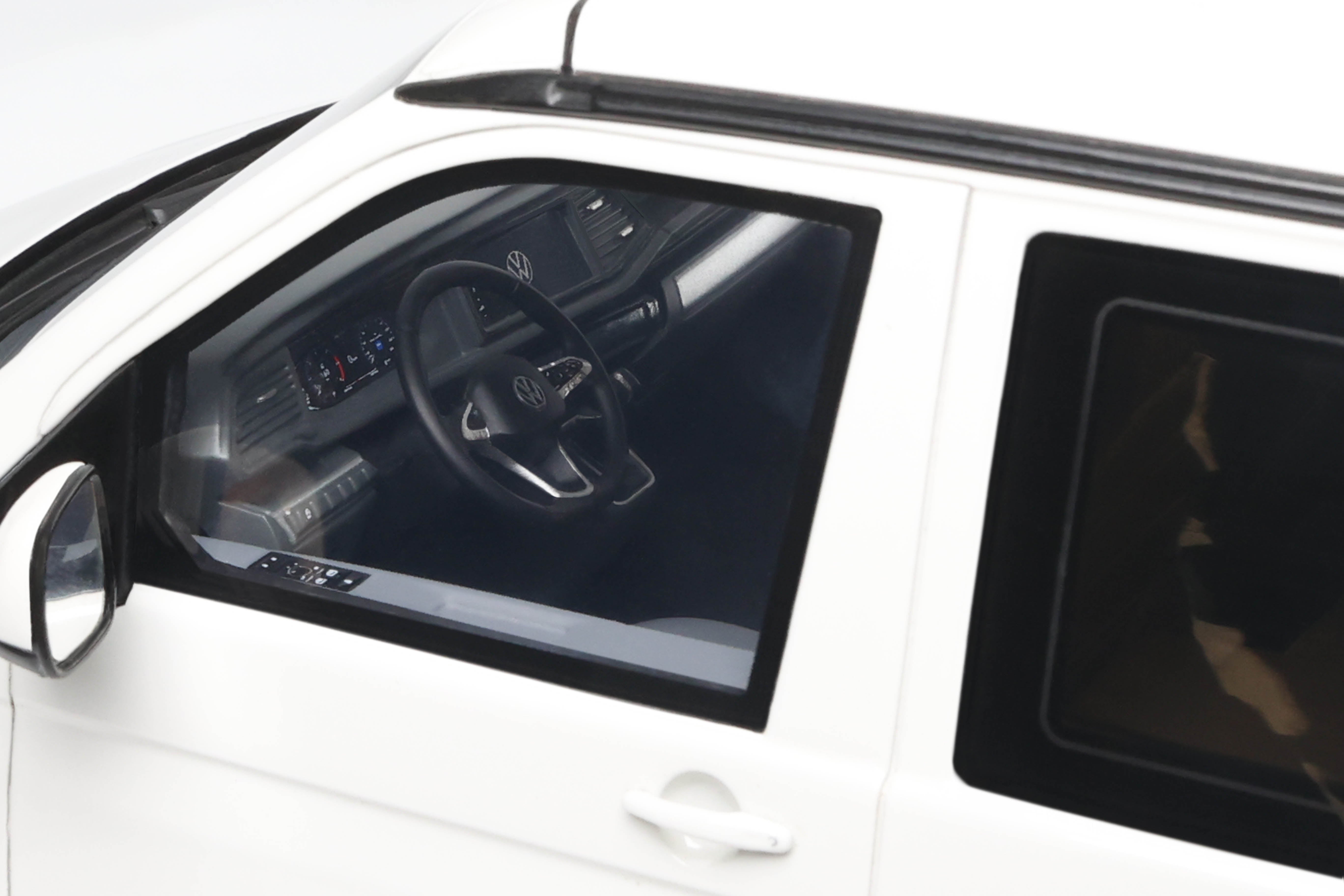 OTTO 1:18 Scale Resin - 2021 VW Volkswagen T6.1 California Ocean - Candy White - OT488