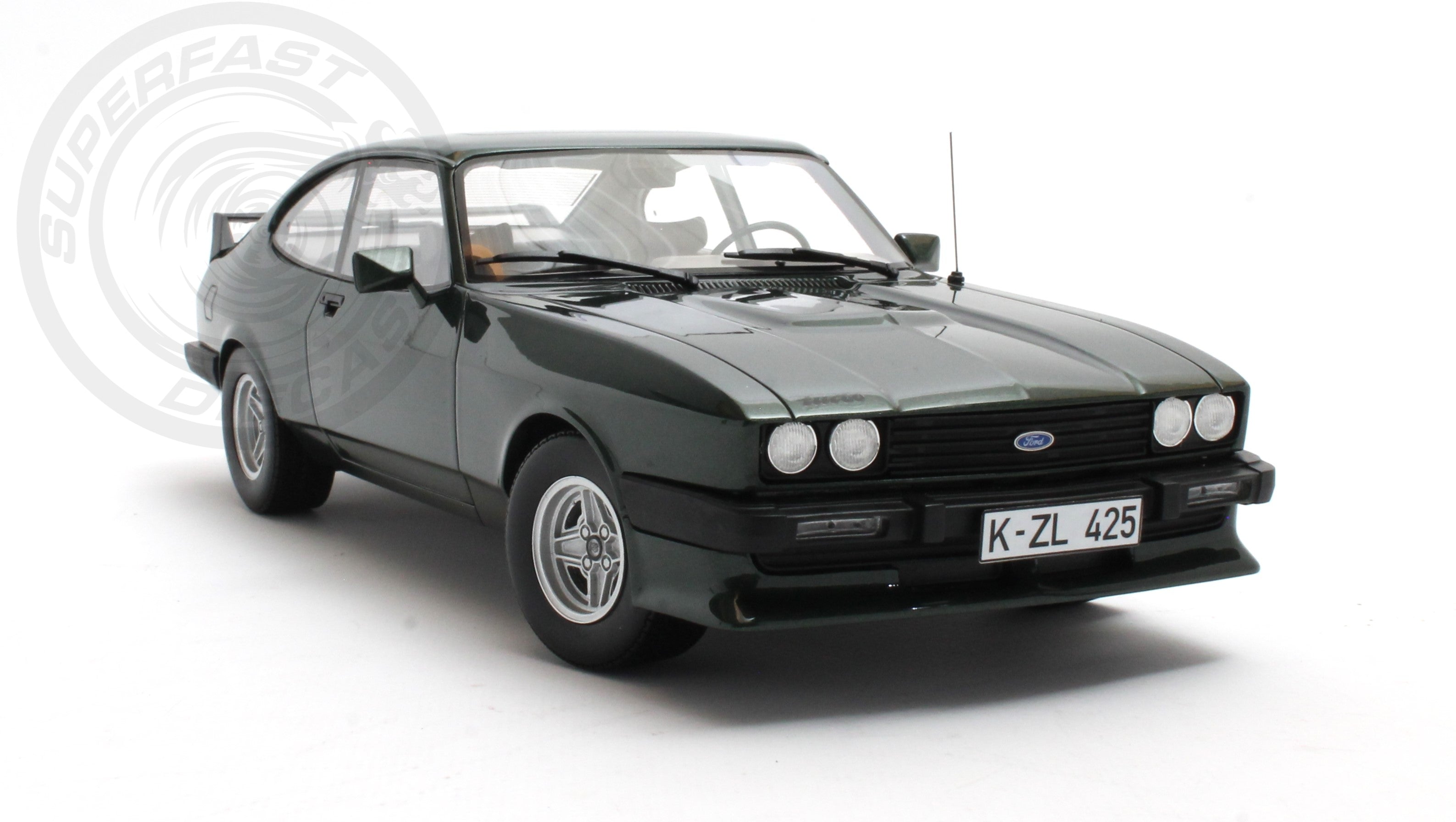 CULT 1:18 Scale Model 1981 Ford Capri 2.8 Turbo - Metallic Green - CML215-3