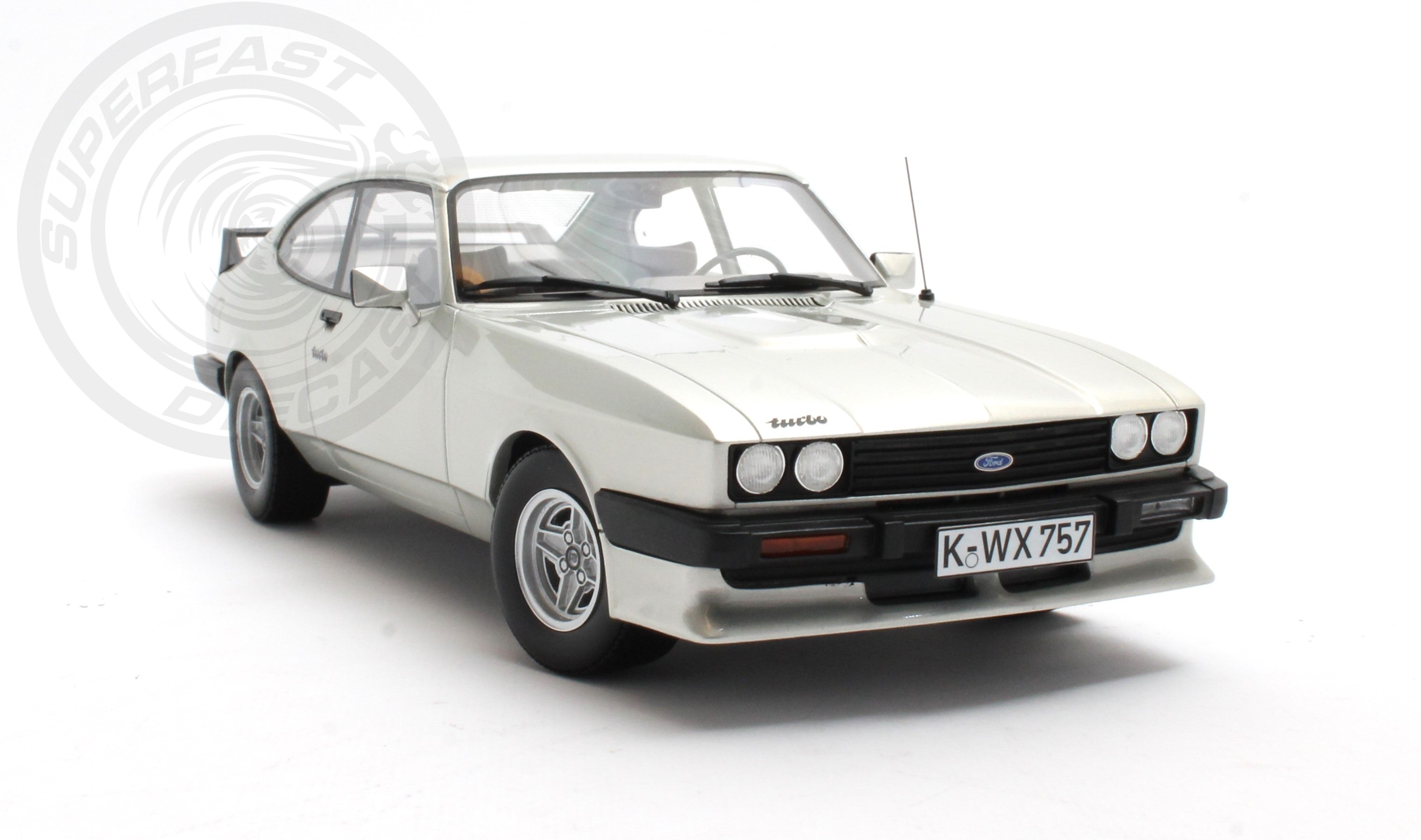 CULT 1:18 Scale Model 1981 Ford Capri 2.8 Turbo - Metallic Silver - CML215-1