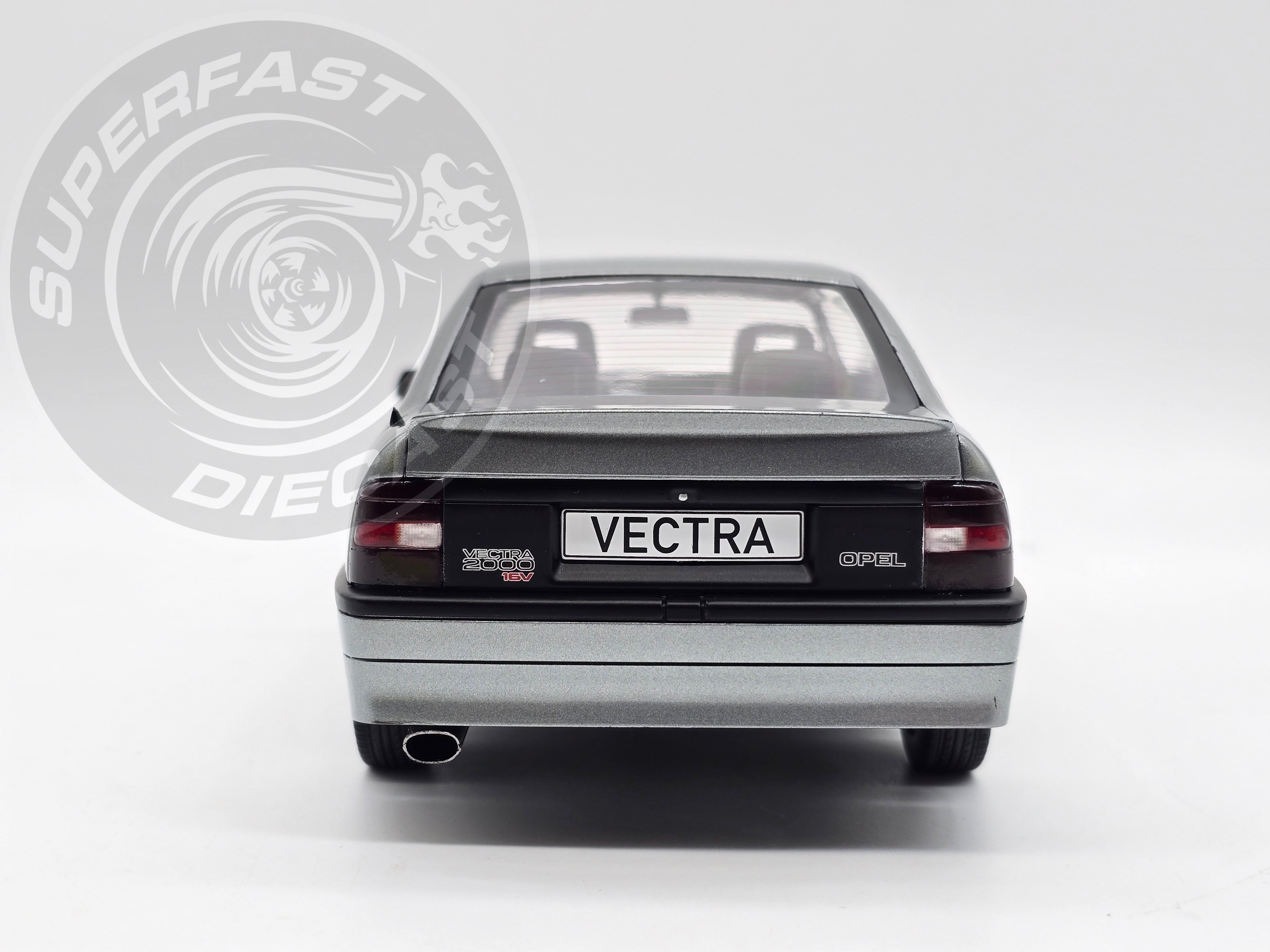 MCG 1:18 Scale Diecast - Opel Vectra A 2000, LHD, Grey - MCG18462