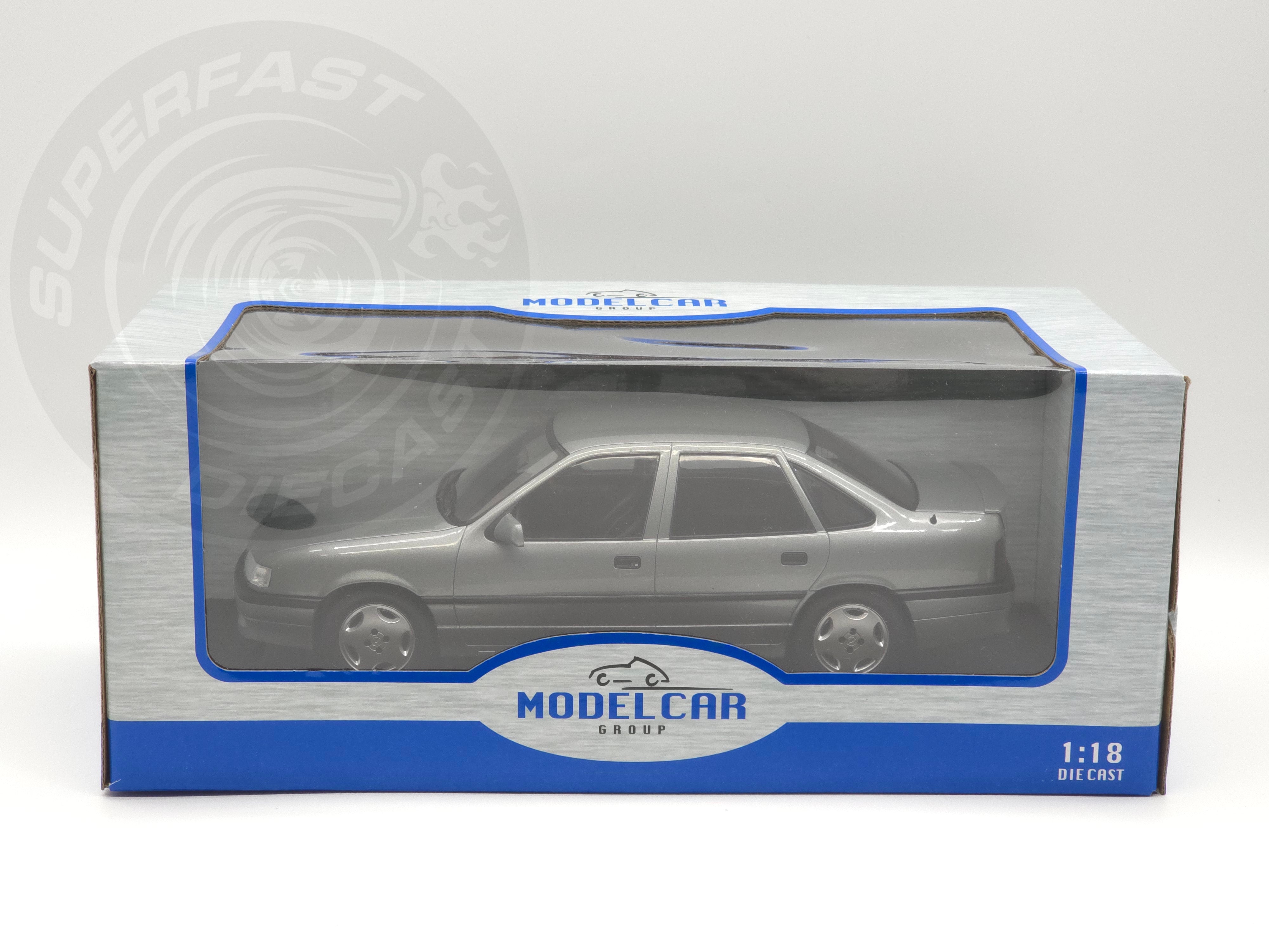 MCG 1:18 Scale Diecast - Opel Vectra A 2000, LHD, Grey - MCG18462