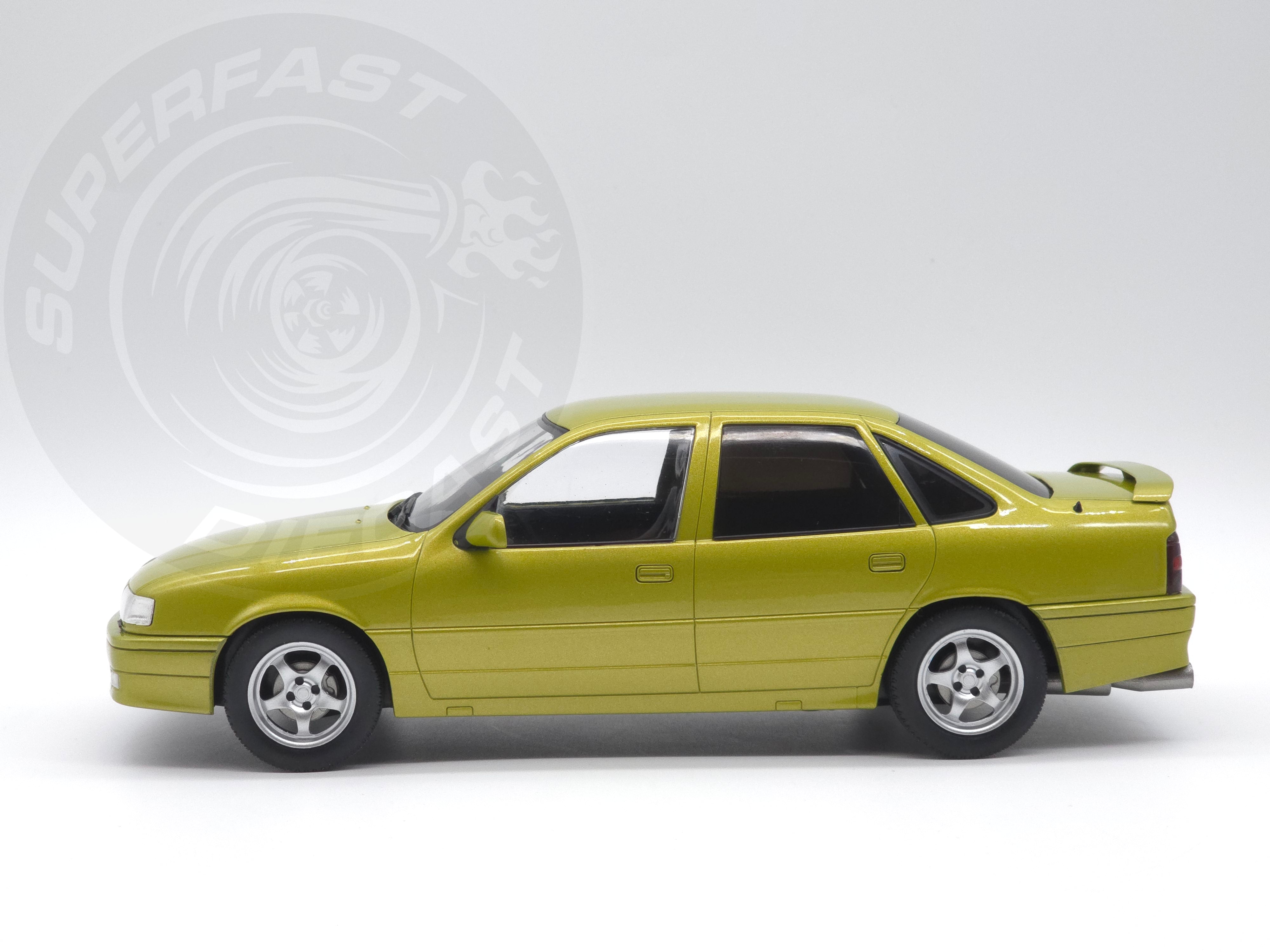 MCG 1:18 Scale Diecast - Opel Vectra A 2000 16v, LHD, Brocade Yellow - MCG18463