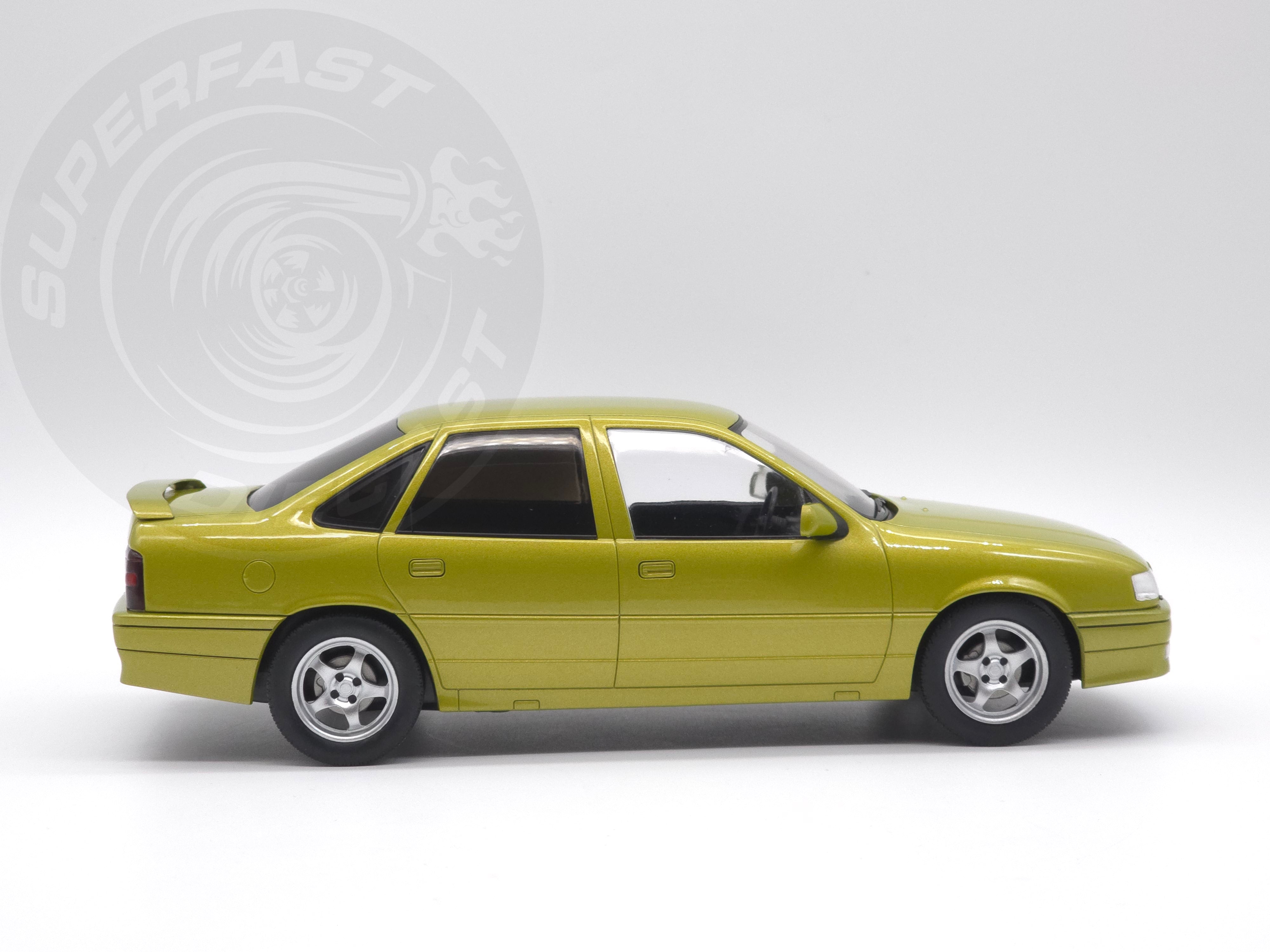 MCG 1:18 Scale Diecast - Opel Vectra A 2000 16v, LHD, Brocade Yellow - MCG18463