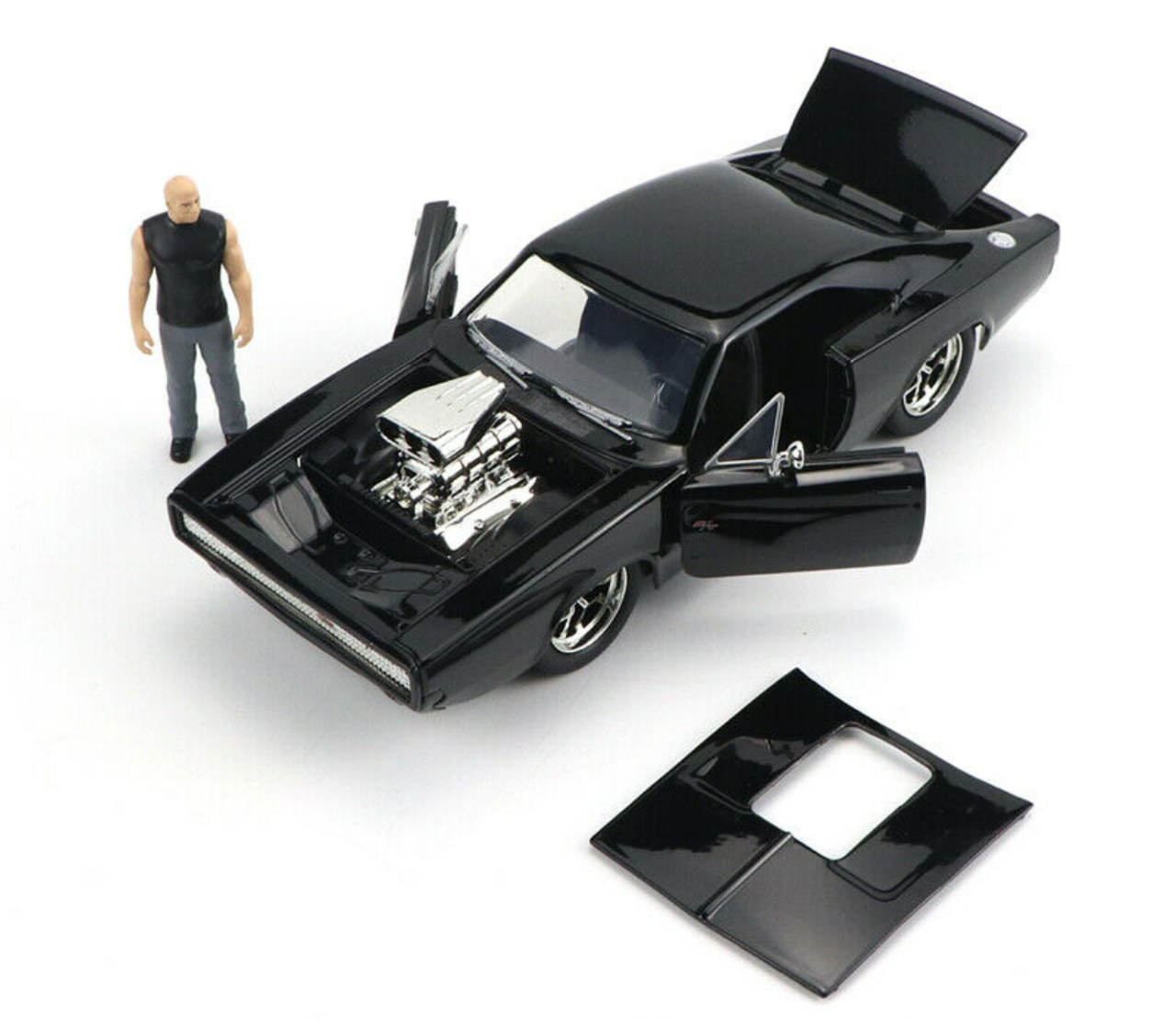 Jada 1:24 Diecast Fast and Furious Dom's Dodge Charger R/T with Dominic Figure