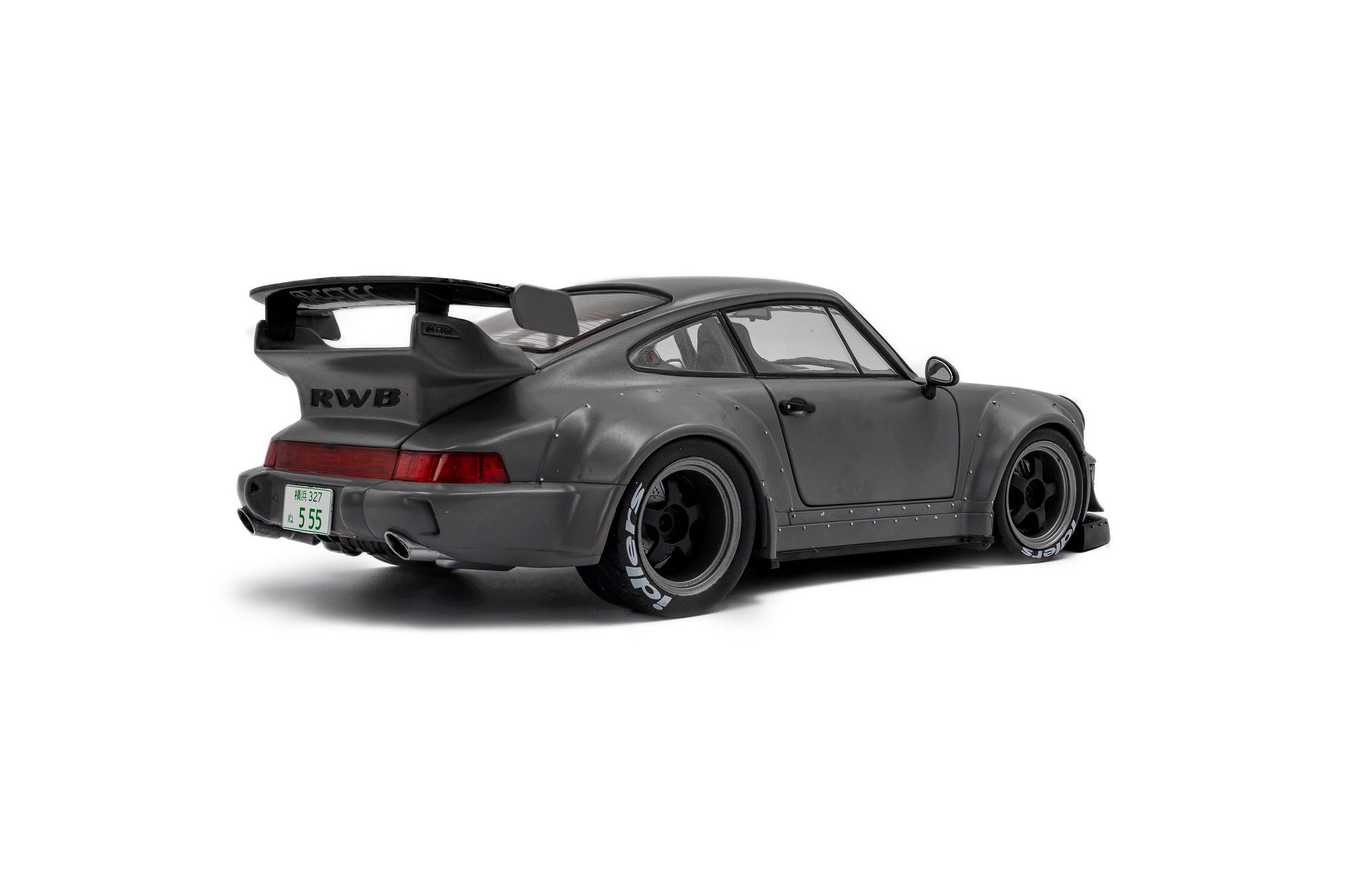 Solido 1:18 Diecast - 2024 Porsche 911 (964) RWB Body Kit with Nakai Figure, Nardo Grey - S1807517