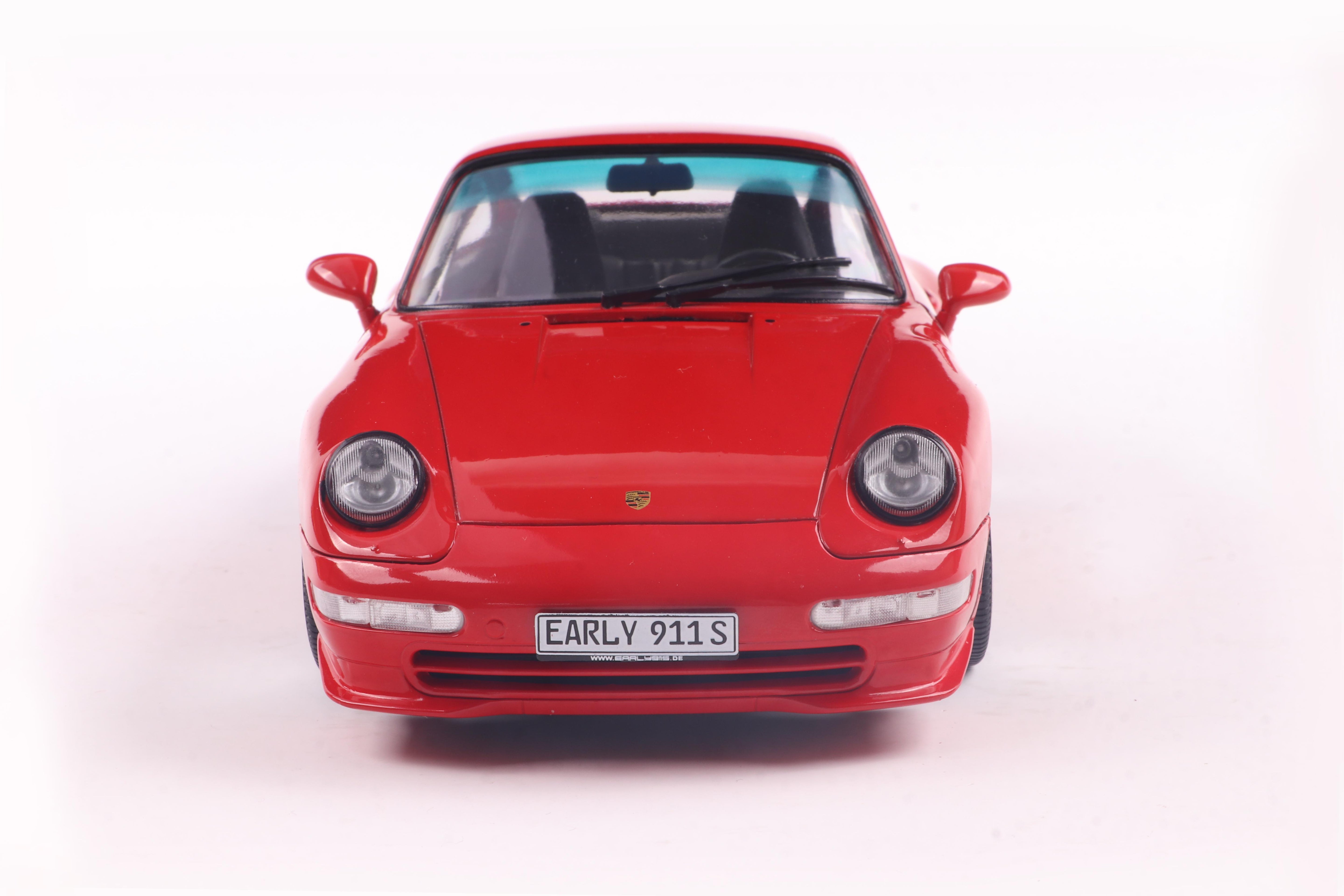 Solido 1:18 Diecast - 1997 Porsche 911 (933) Carrera RS Coupe - Red - S1810104