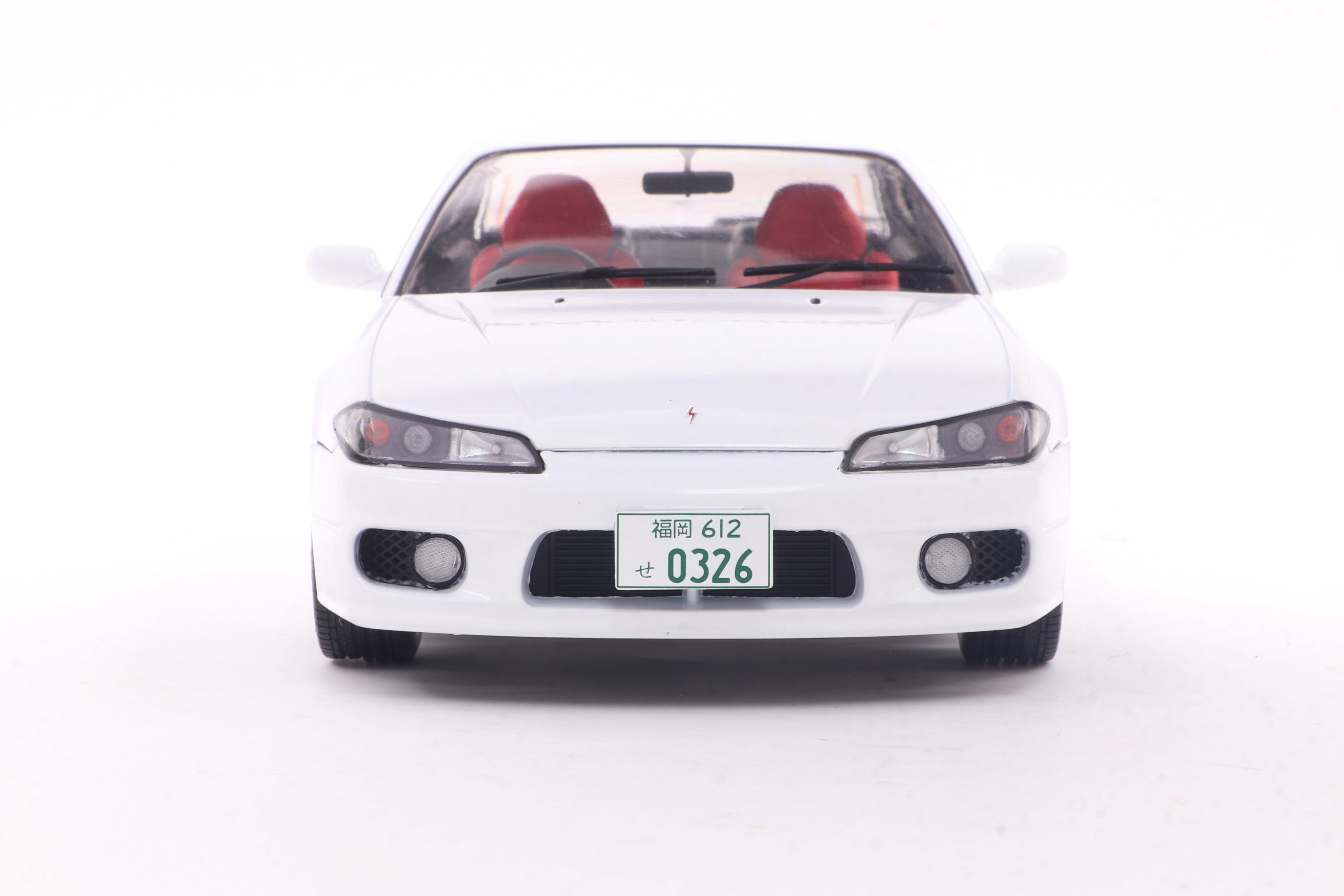 Solido 1:18 Diecast - 1999 Nissan Silvia S15 Spec-R Aero, Aspen White - S1812201