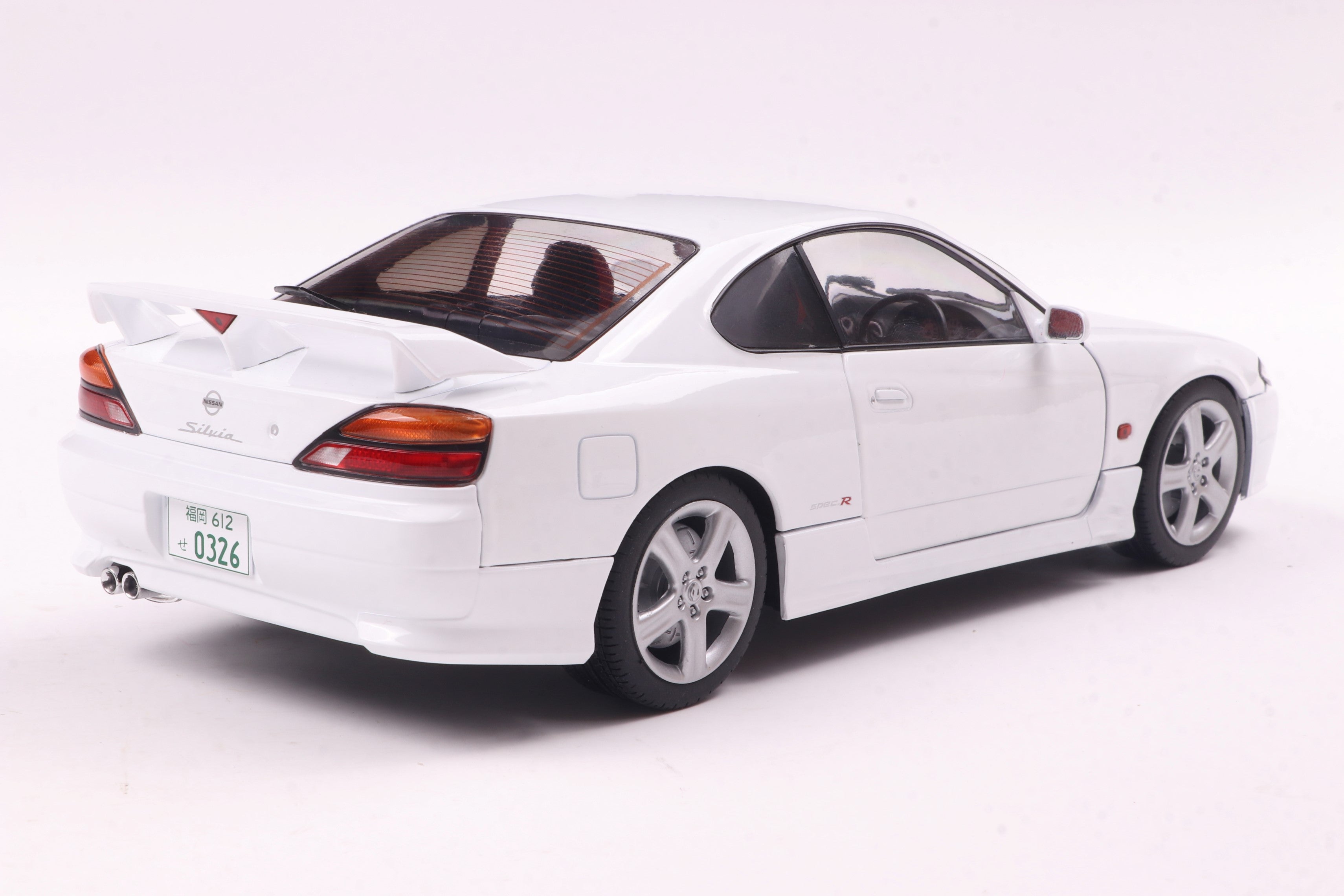 Solido 1:18 Diecast - 1999 Nissan Silvia S15 Spec-R Aero, Aspen White - S1812201