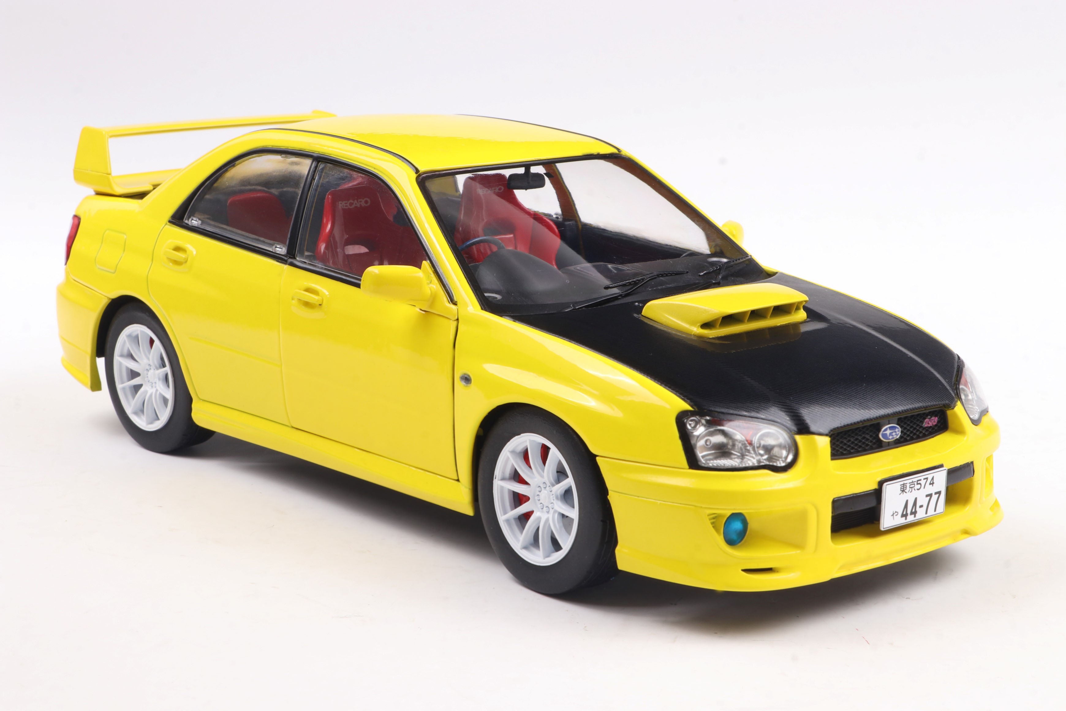 Solido 1:18 Diecast - 2003 Subaru Impreza WRX STI, Streetfighters Yellow - S1812302