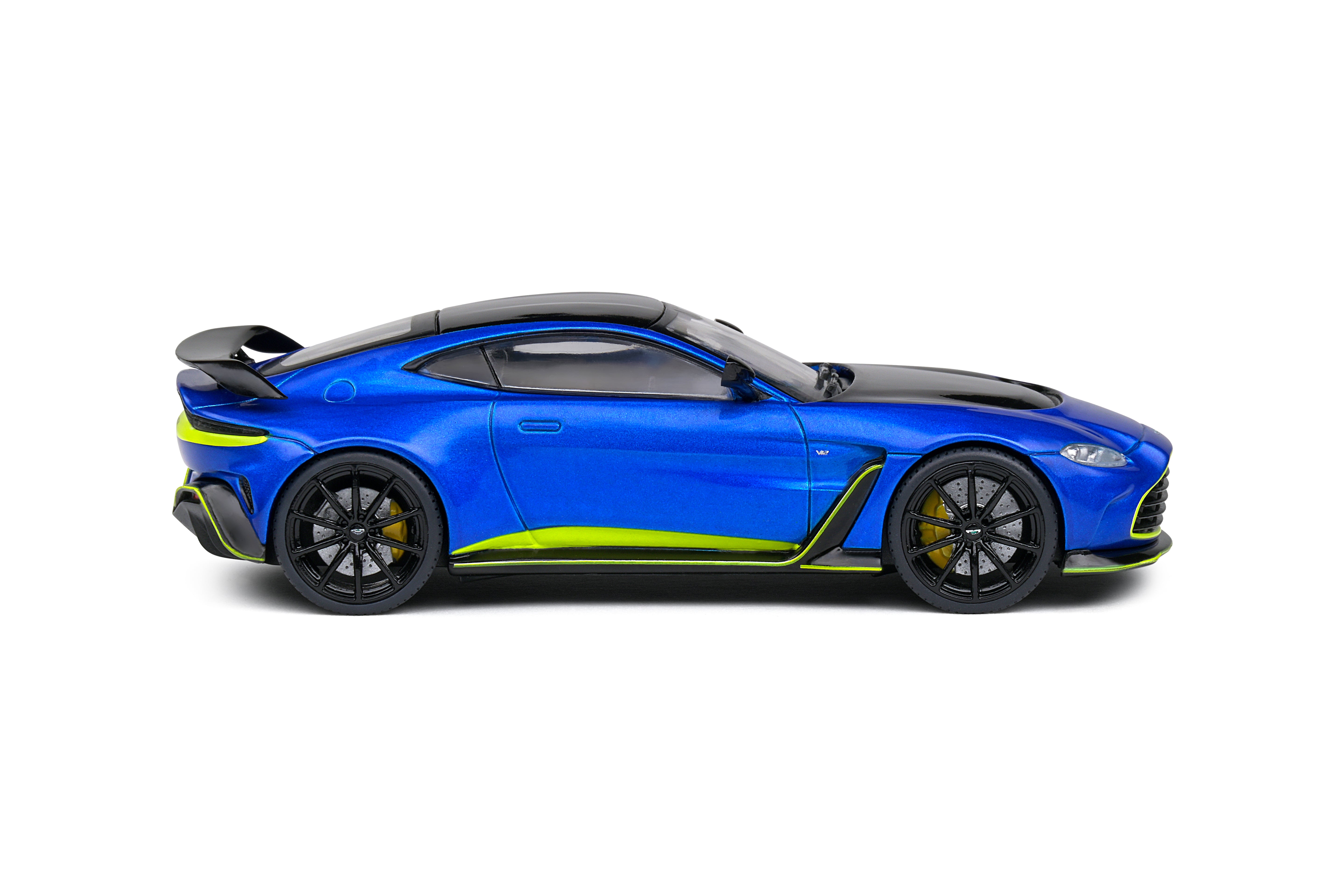 Solido 1:43 Scale, 2023 Aston Martin Vantage V12, Blue - S4314103