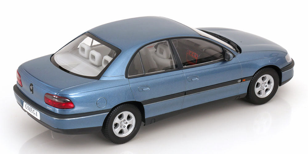 Triple 9 - 1:18 Scale Diecast - 1996 Opel Omega B CD, Polar Blue Metallic - T9-1800431