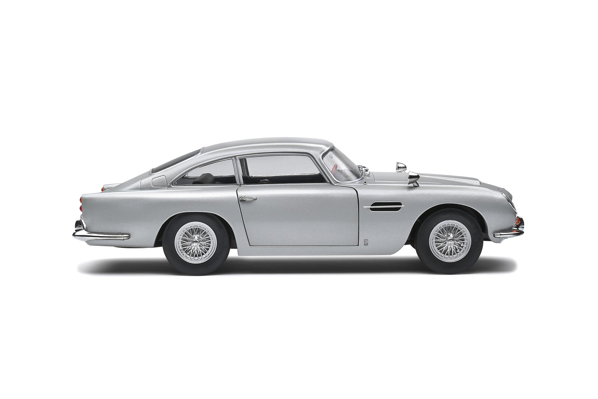 SOLIDO 1:18 ASTON MARTIN DB5 model road car Silver birch 1964 Bond 007 - 1807101