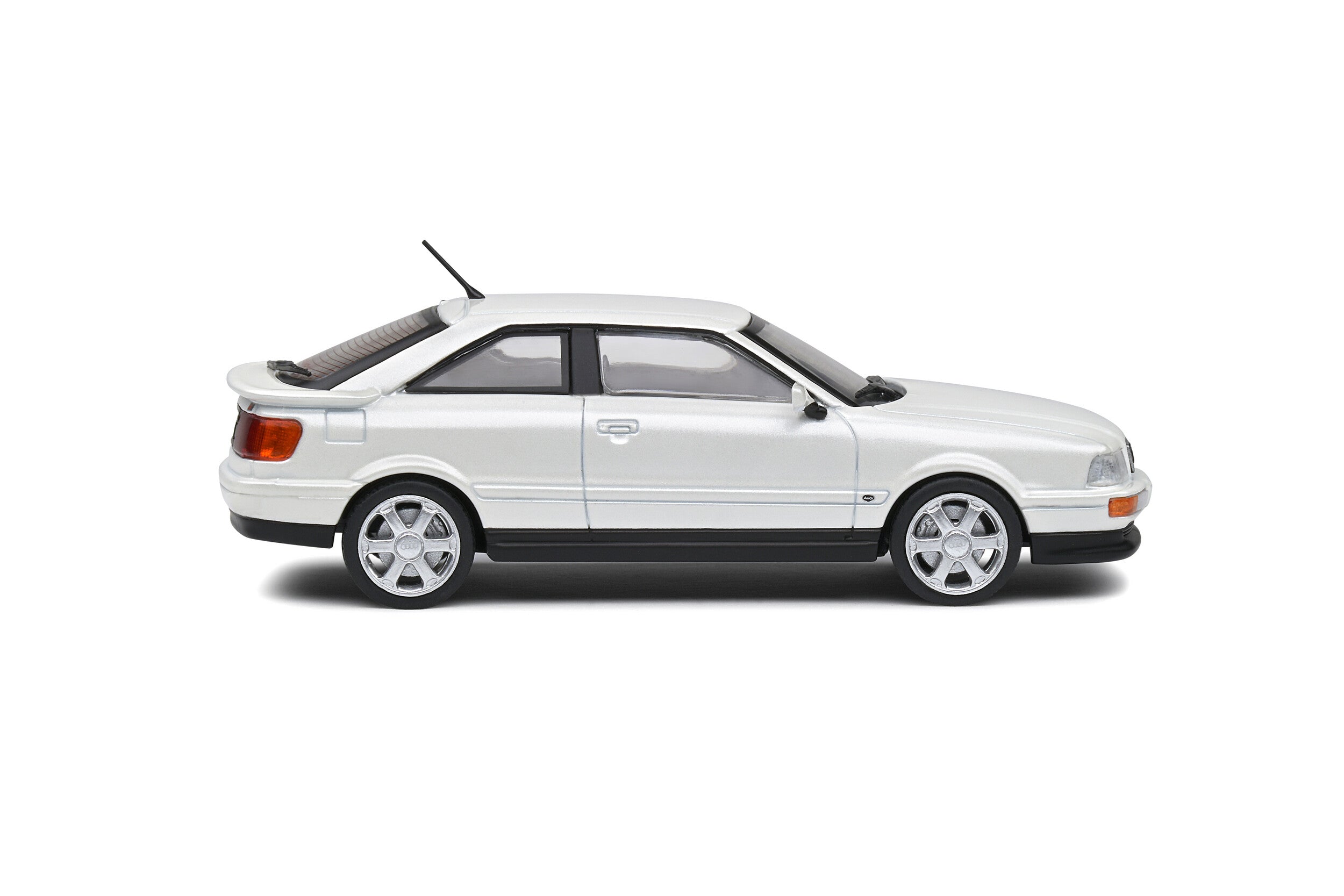 SOLIDO 1:43 Diecast Model, 1992 Audi Coupe S2, Pearl White - S4312202