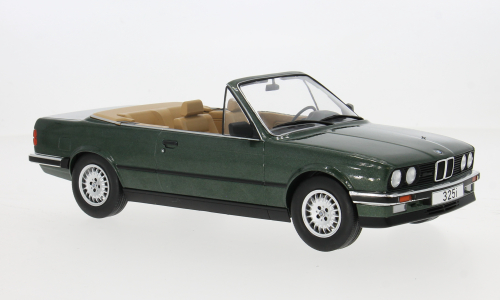 MCG 1:18 Scale Diecast Model Car - 1985 BMW 325i (E30) Cabriolet, Green - MCG18545