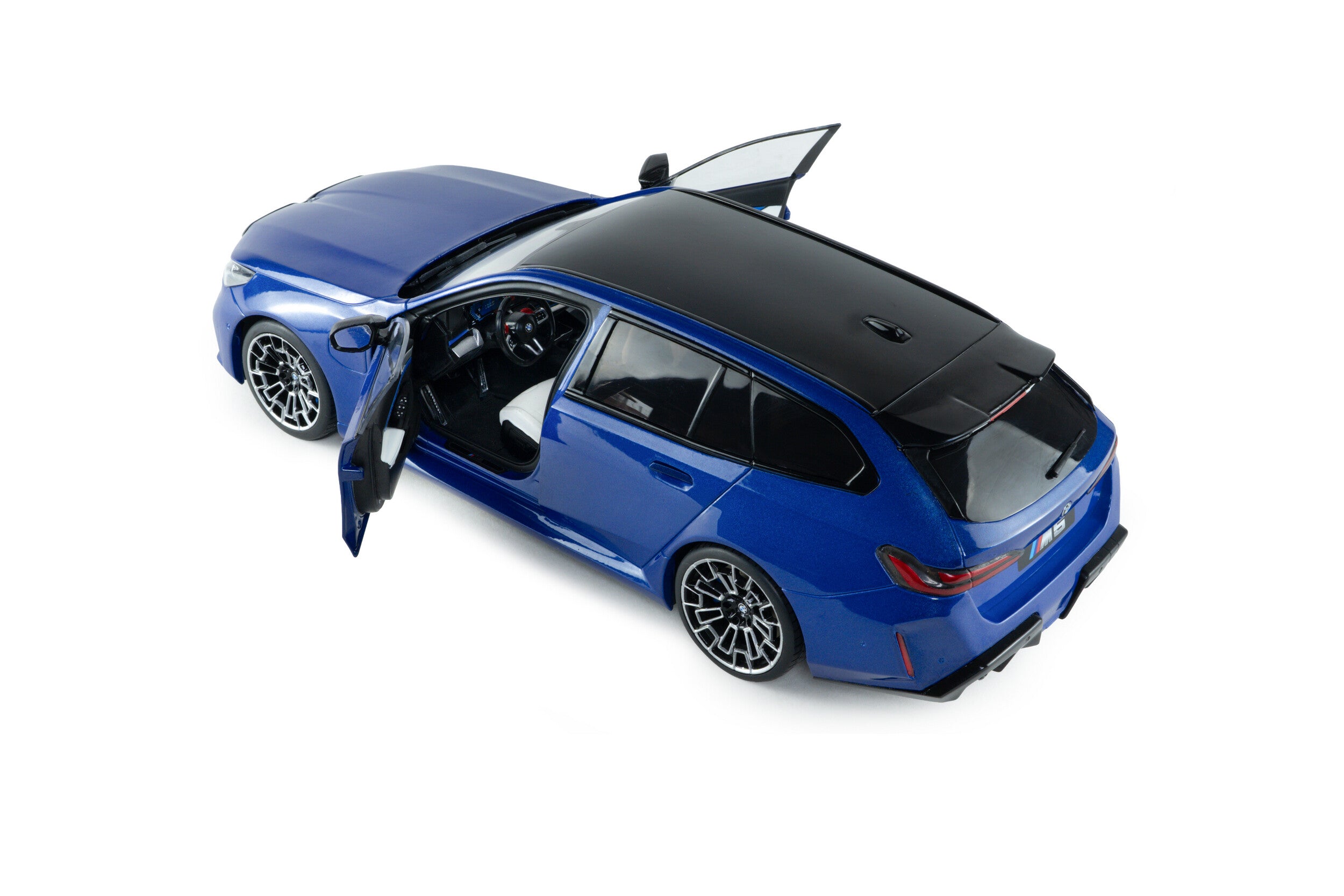 SOLIDO 1:18 Scale - 2025 BMW M5 Touring, Marina Bay Blue Metallic - S1814801