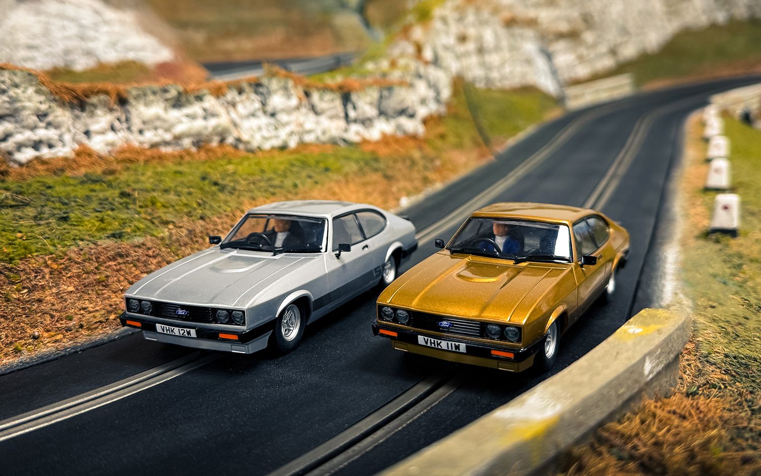 Scalextric 1:32 Scale - The Professionals Ford Capri Mk III - Twin Car Pack - C4642