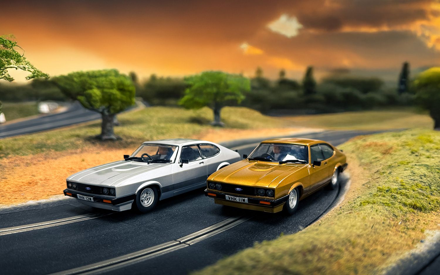 Scalextric 1:32 Scale - The Professionals Ford Capri Mk III - Twin Car Pack - C4642