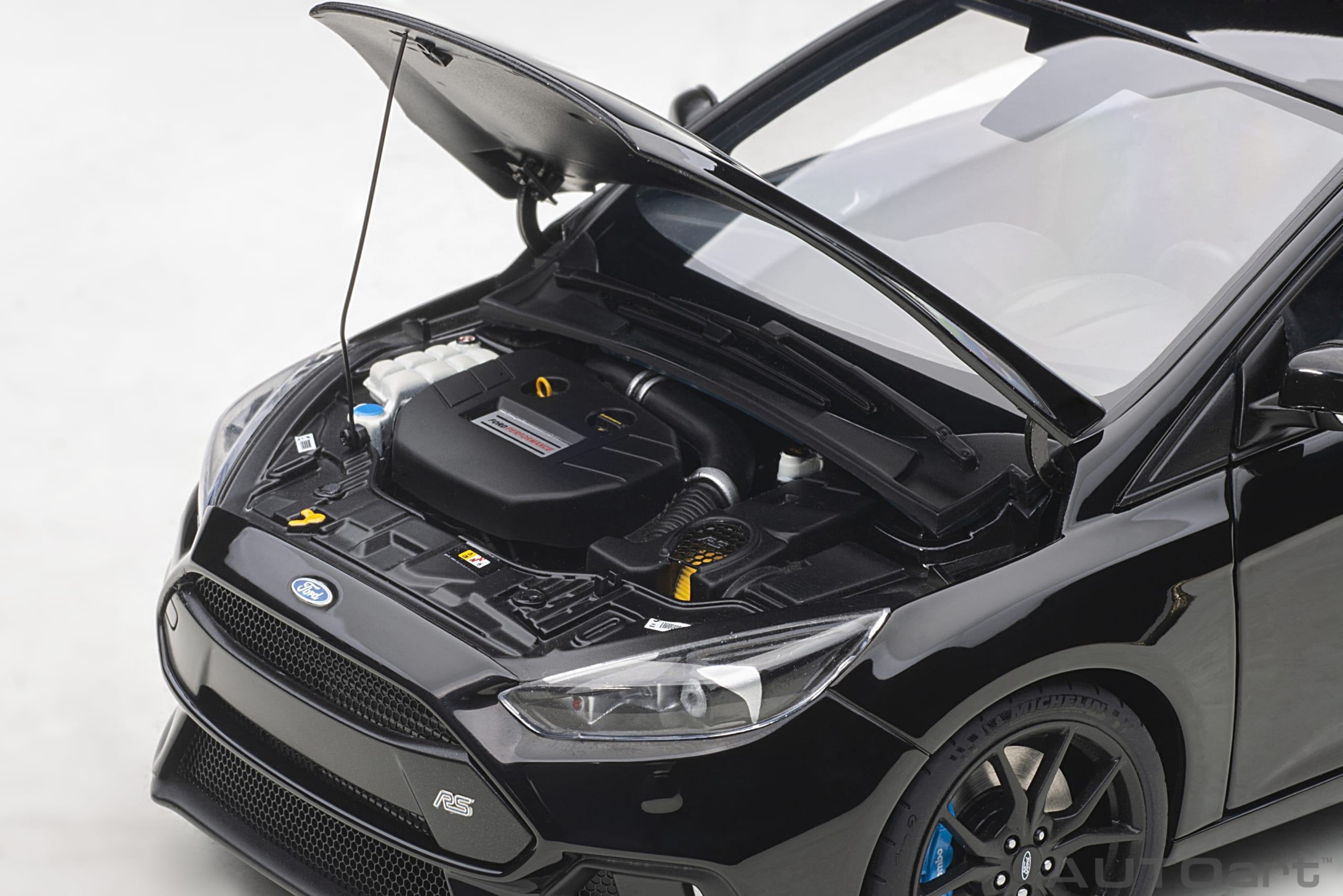 Autoart 1:18 Ford Focus RS 2016, Shadow Black, (full openings) 72952