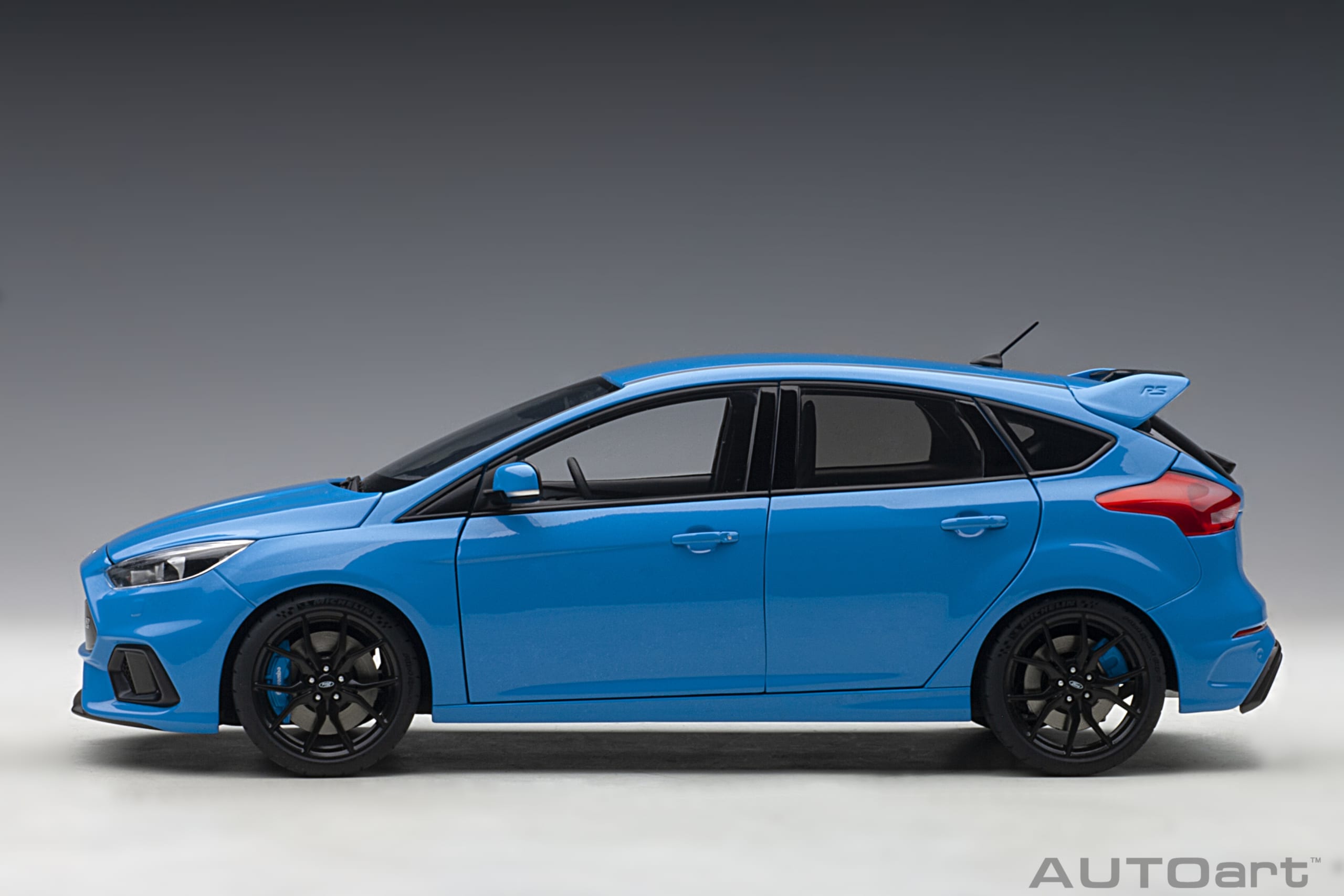 Autoart 1:18 Ford Focus RS 2016, Nitrous Blue, (full openings) 72953