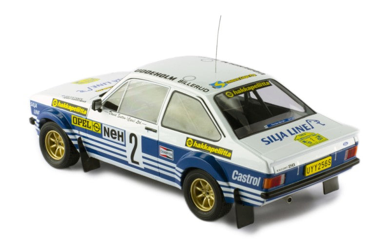 IXO 1:18 Ford Escort MK 2 RS 1800 #2 Rallye Sweden 1982 A.Vatanen/T.Harryman