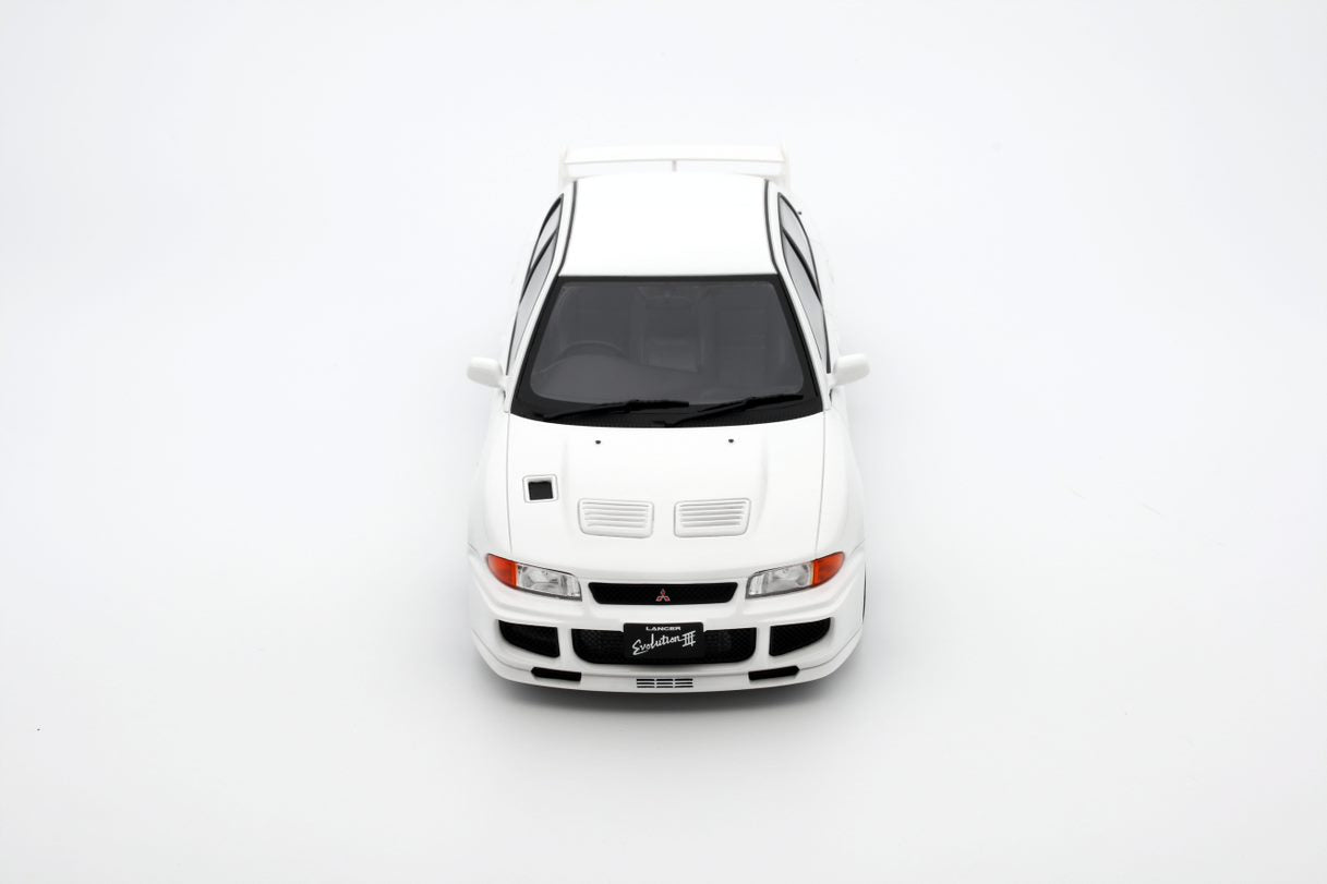 OTTO 1:18 Scale Resin Model Car - 1995 MITSUBISHI LANCER EVO III, WHITE - (OT1065)