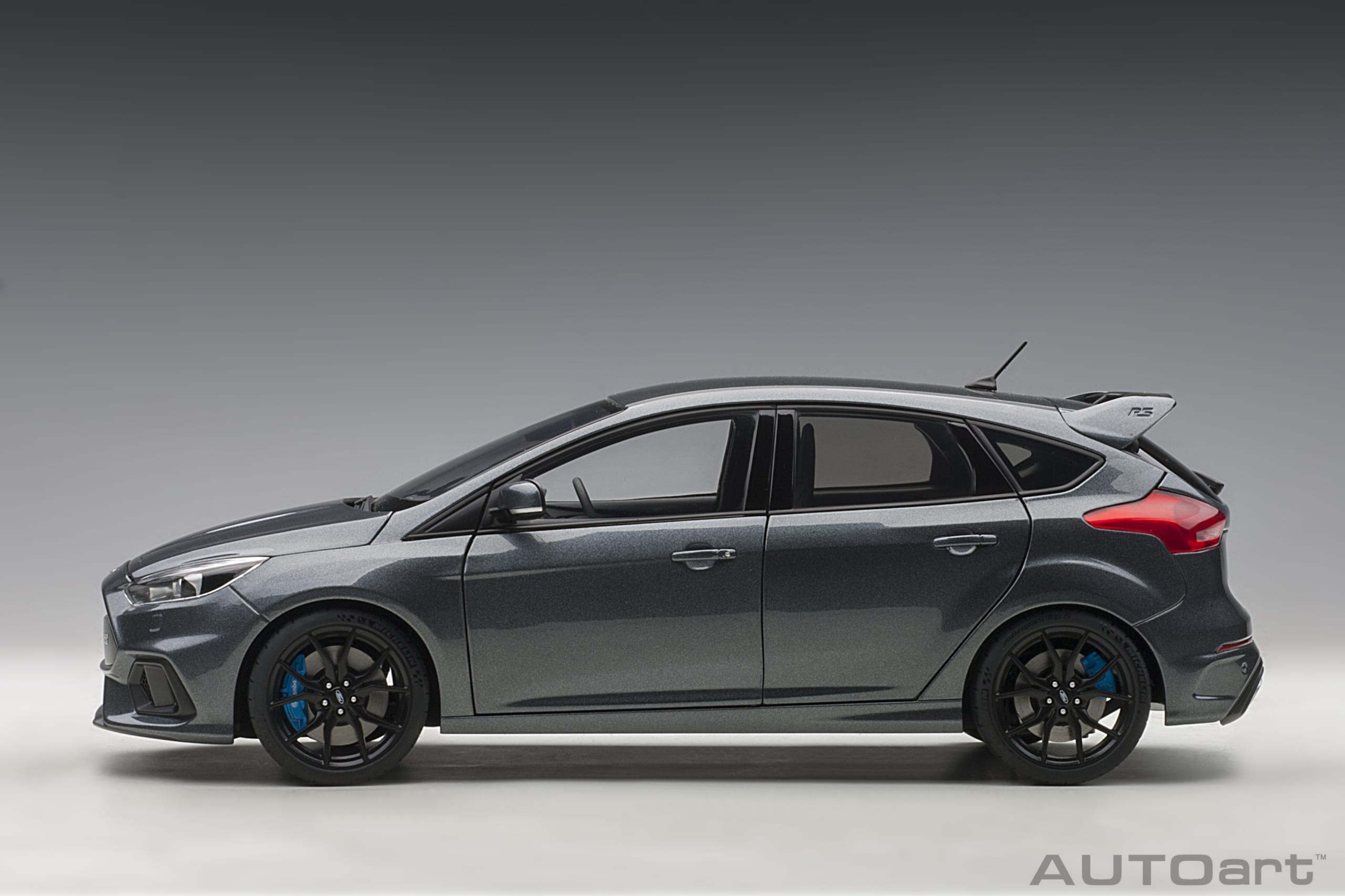 Autoart 1:18 Ford Focus RS 2016, Stealth Grey, (full openings) 72954